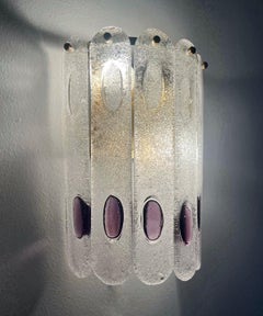 Italienisches Wandleuchtenpaar aus transparentem Murano-Glas in Fliederfarbe aus der Mitte des Jahrhunderts, 1970er Jahre