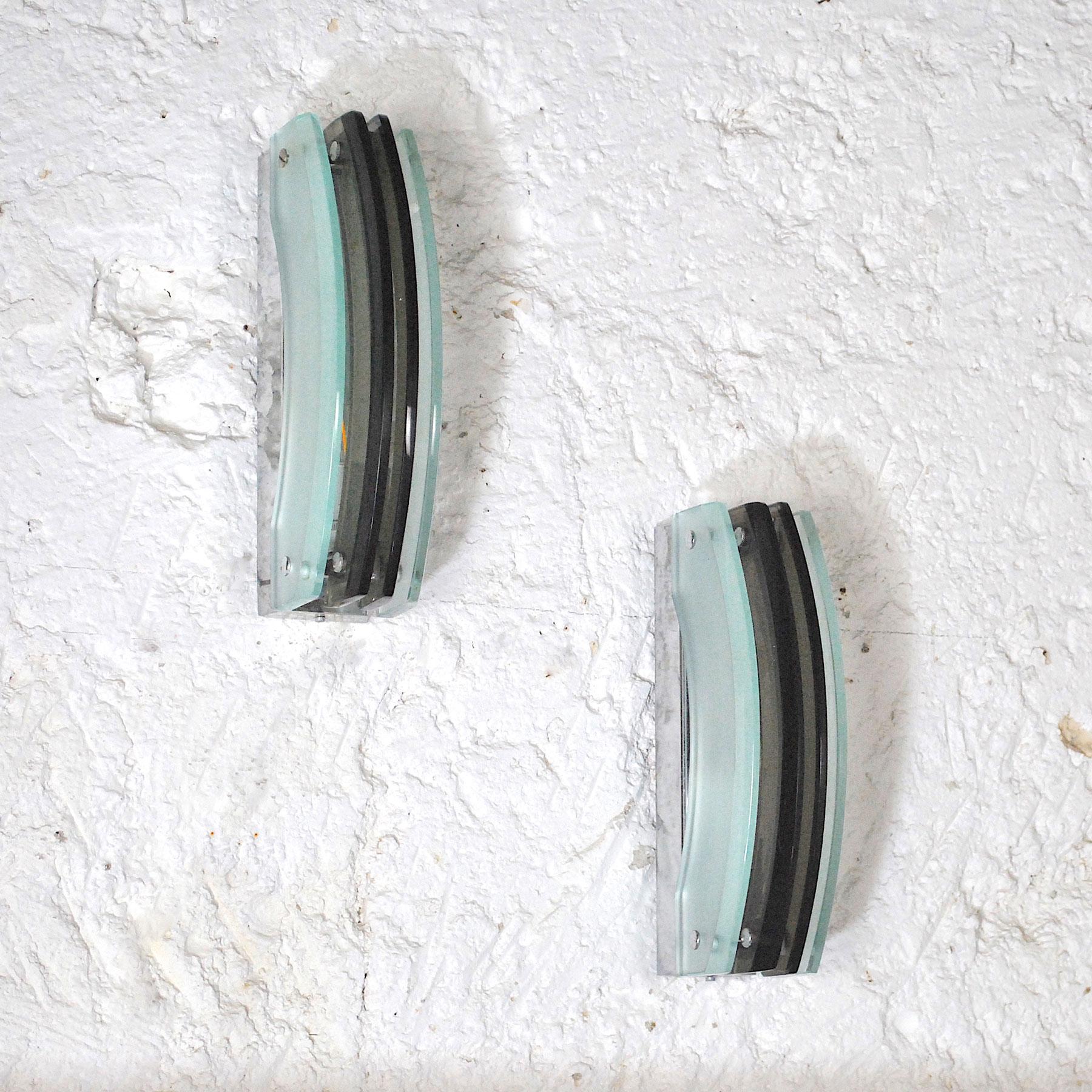 Italian Midcentury Pair of Sconces in the Style Fontana Arte In Good Condition In bari, IT