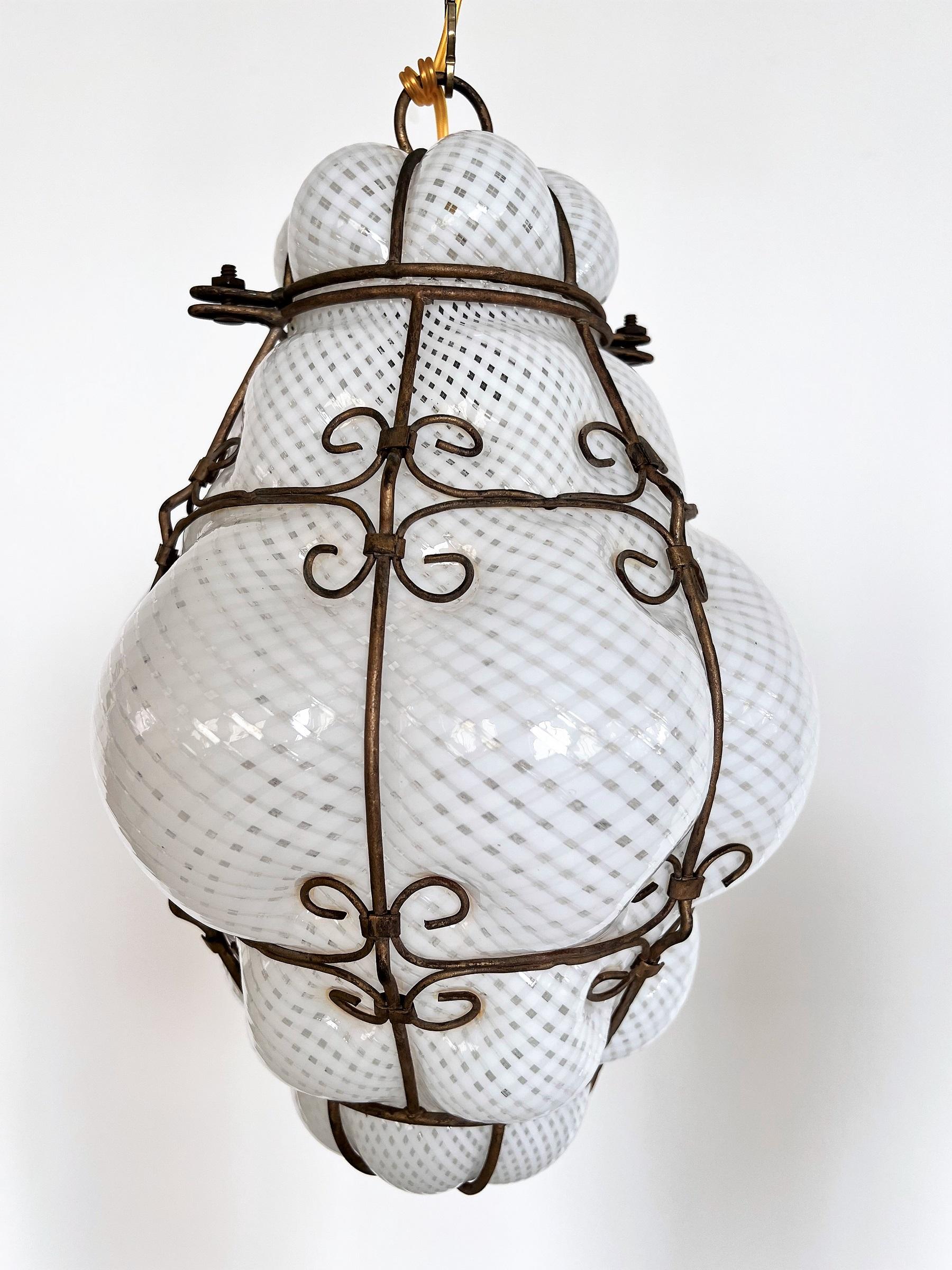 Italian Mid-Century Pair of Venetian Glass Reticello Lantern by Venini, 1950s 5