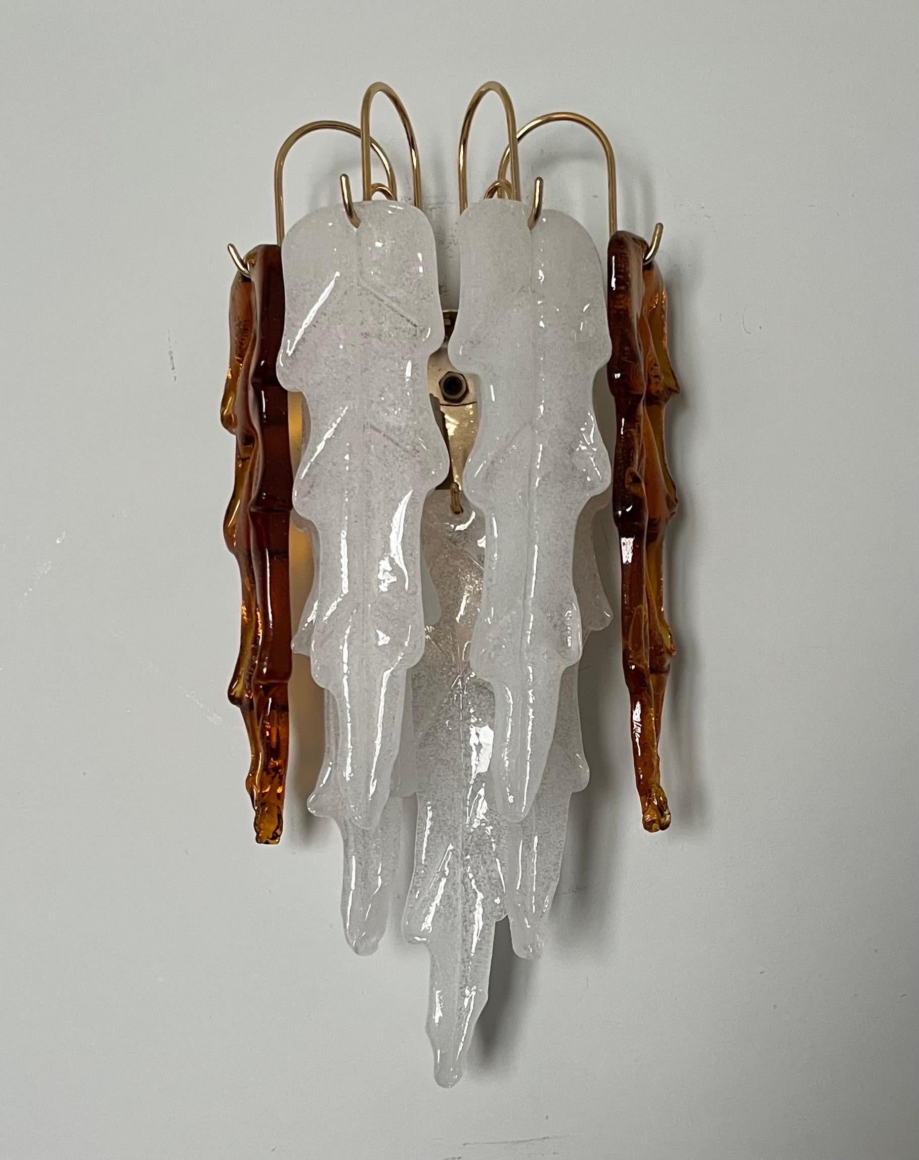 Italian Mid-Century Pair of White Amber Murano Wall Sconces by Mazzega, 1970s For Sale 3