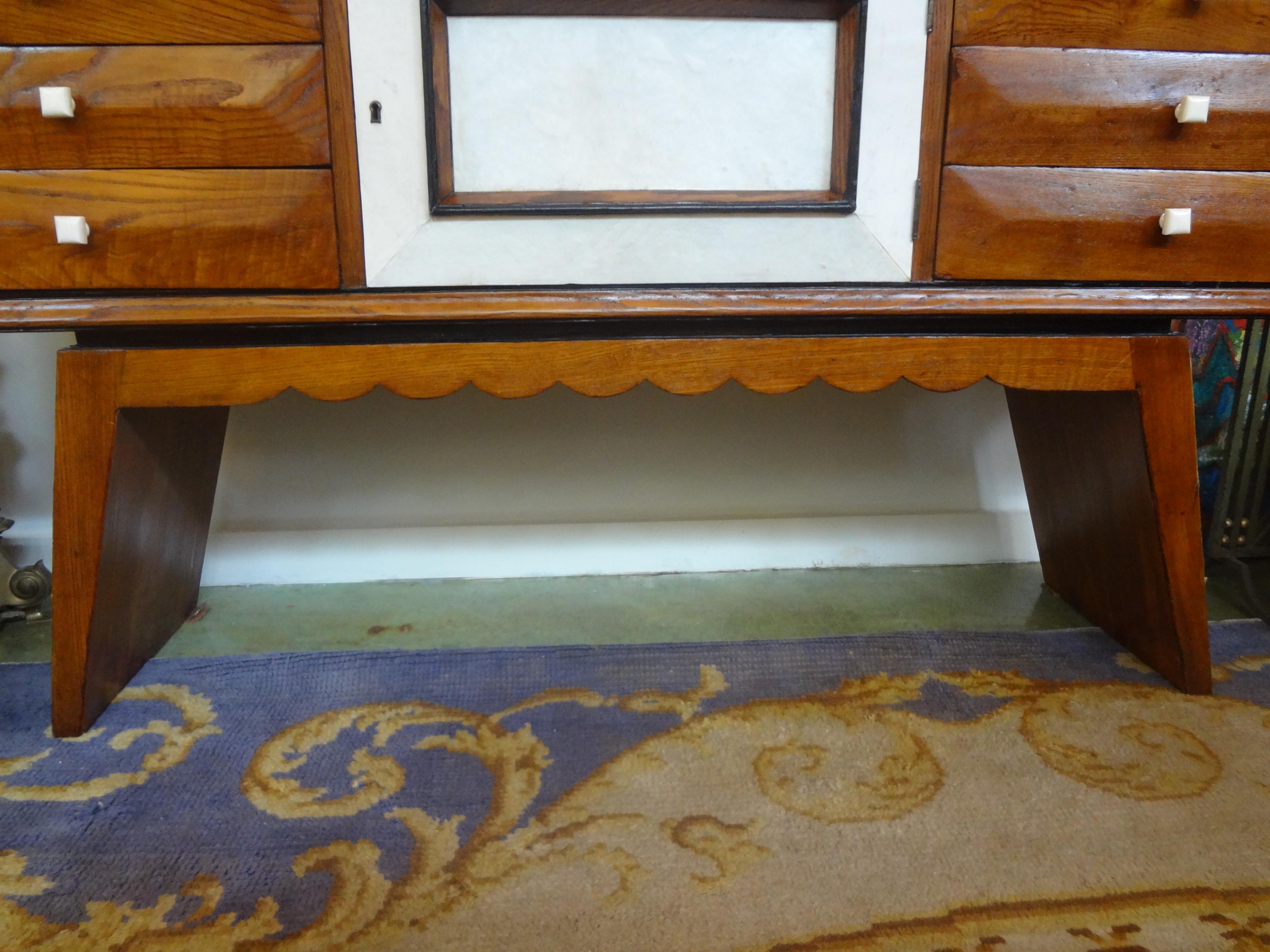 Italian Mid-Century Wood and Shagreen Credenza or Commode After Paolo Buffa In Good Condition In Houston, TX