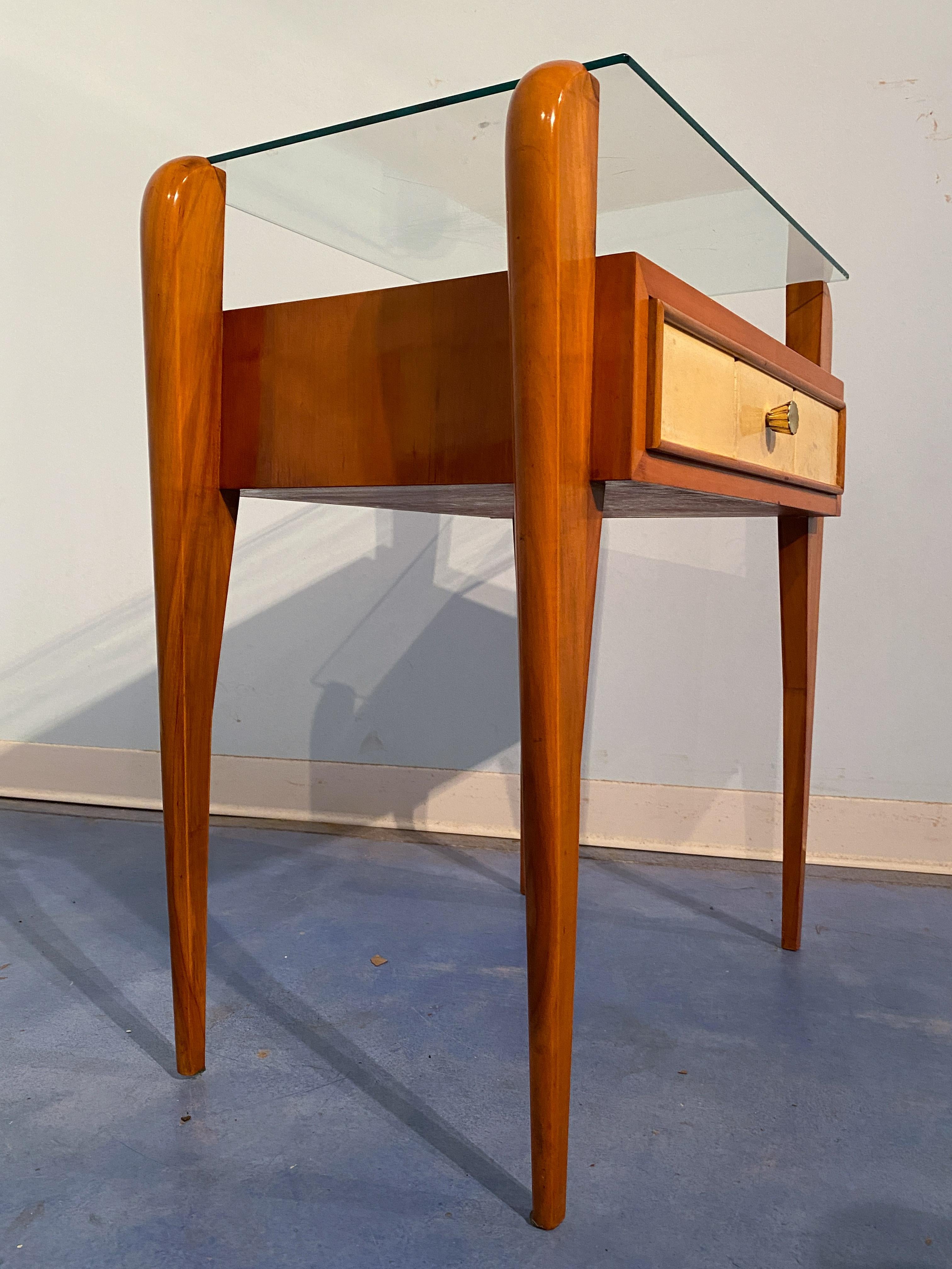 Italian Mid-Century Parchment Bedside or Nightstands by Osvaldo Borsani, 1950 For Sale 4