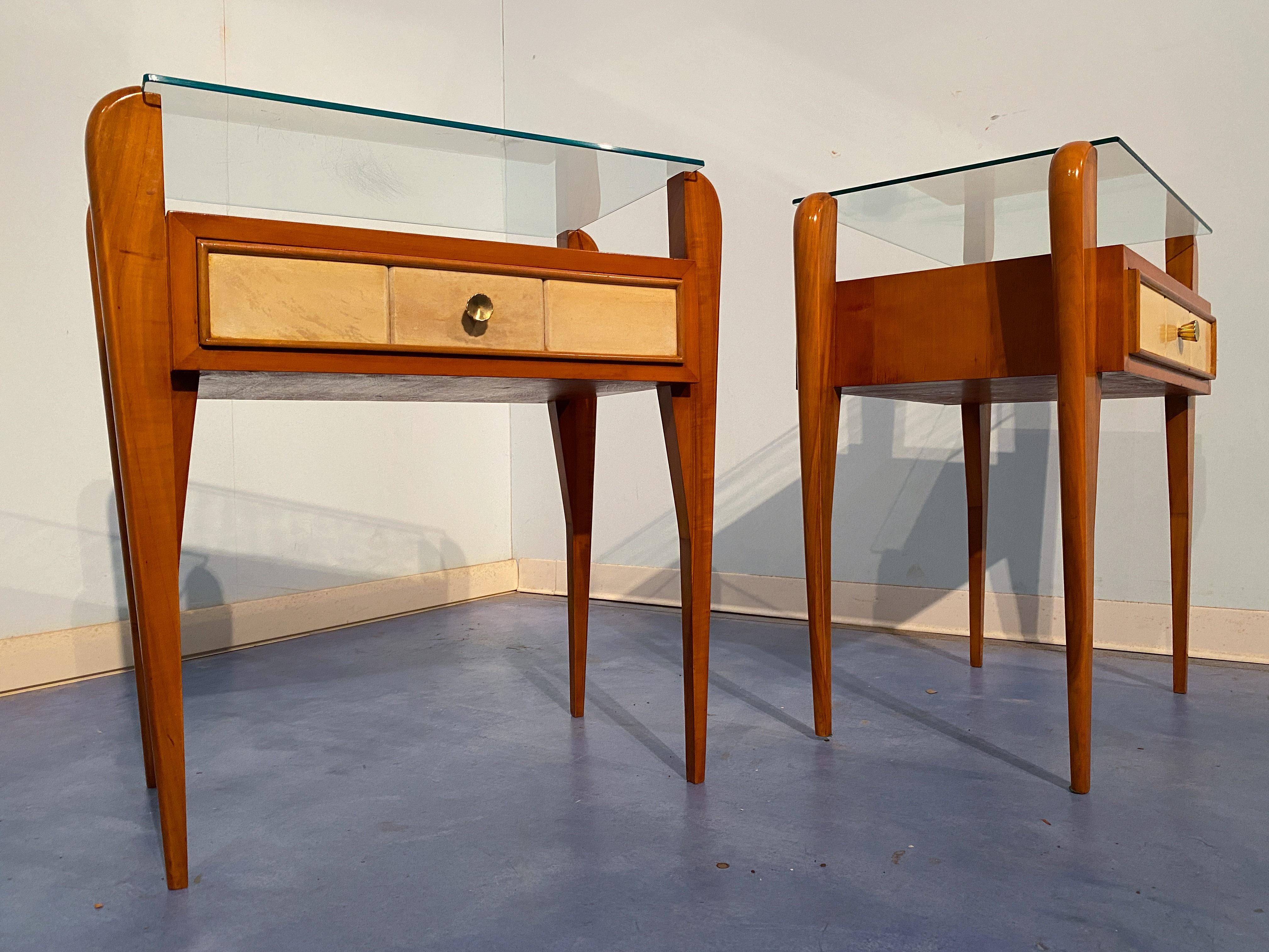 Italian Mid-Century Parchment Bedside or Nightstands by Osvaldo Borsani, 1950 For Sale 1
