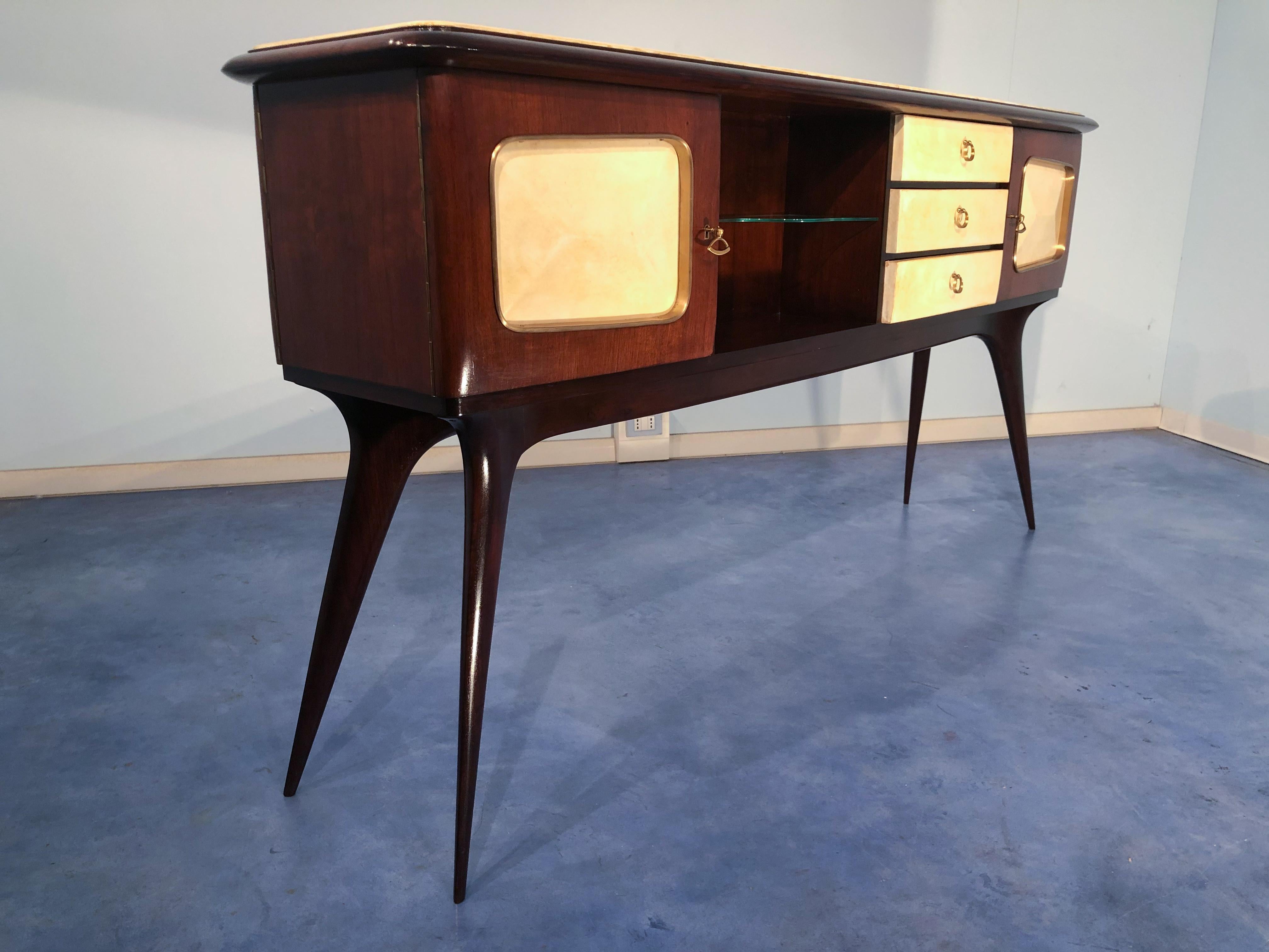 Italian Mid-Century Center Parchment Sideboard attributed to Ulrich , 1950s In Good Condition For Sale In Traversetolo, IT