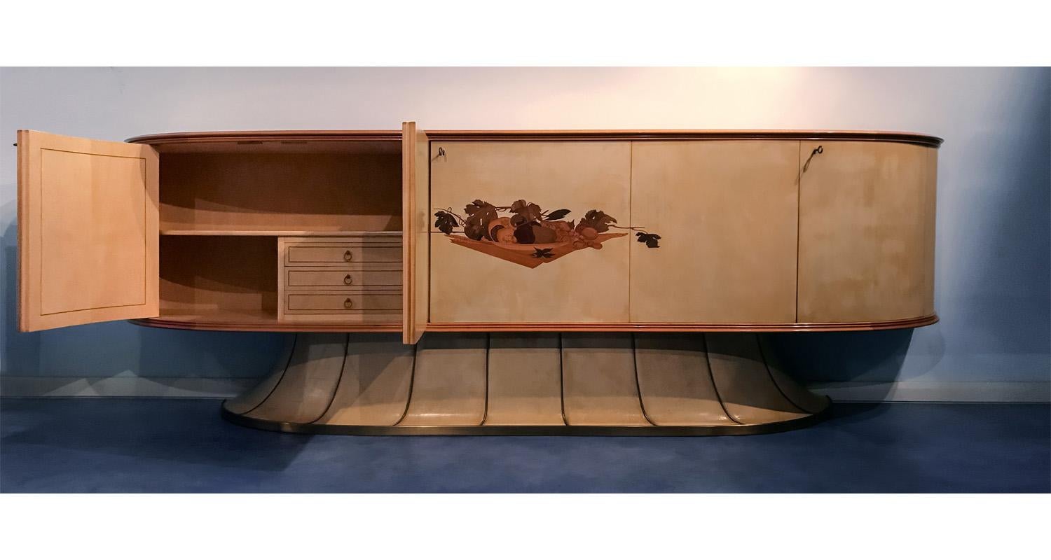 Italian Midcentury Parchment Sideboard with Inlay by Vittorio Dassi, 1950 4