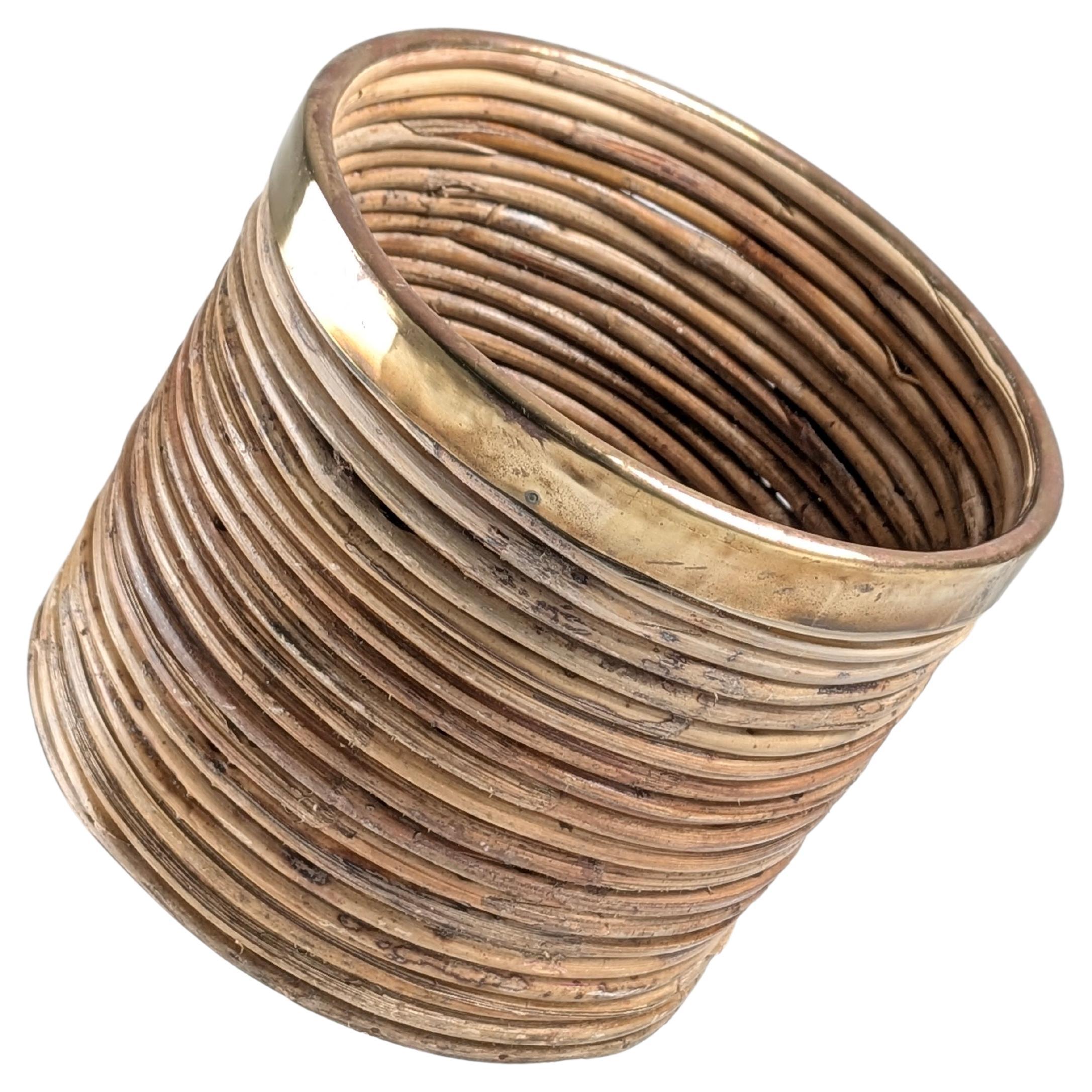 Italian Mid-Century Pencil Reed Rattan and Brass Planter, 1970s en vente