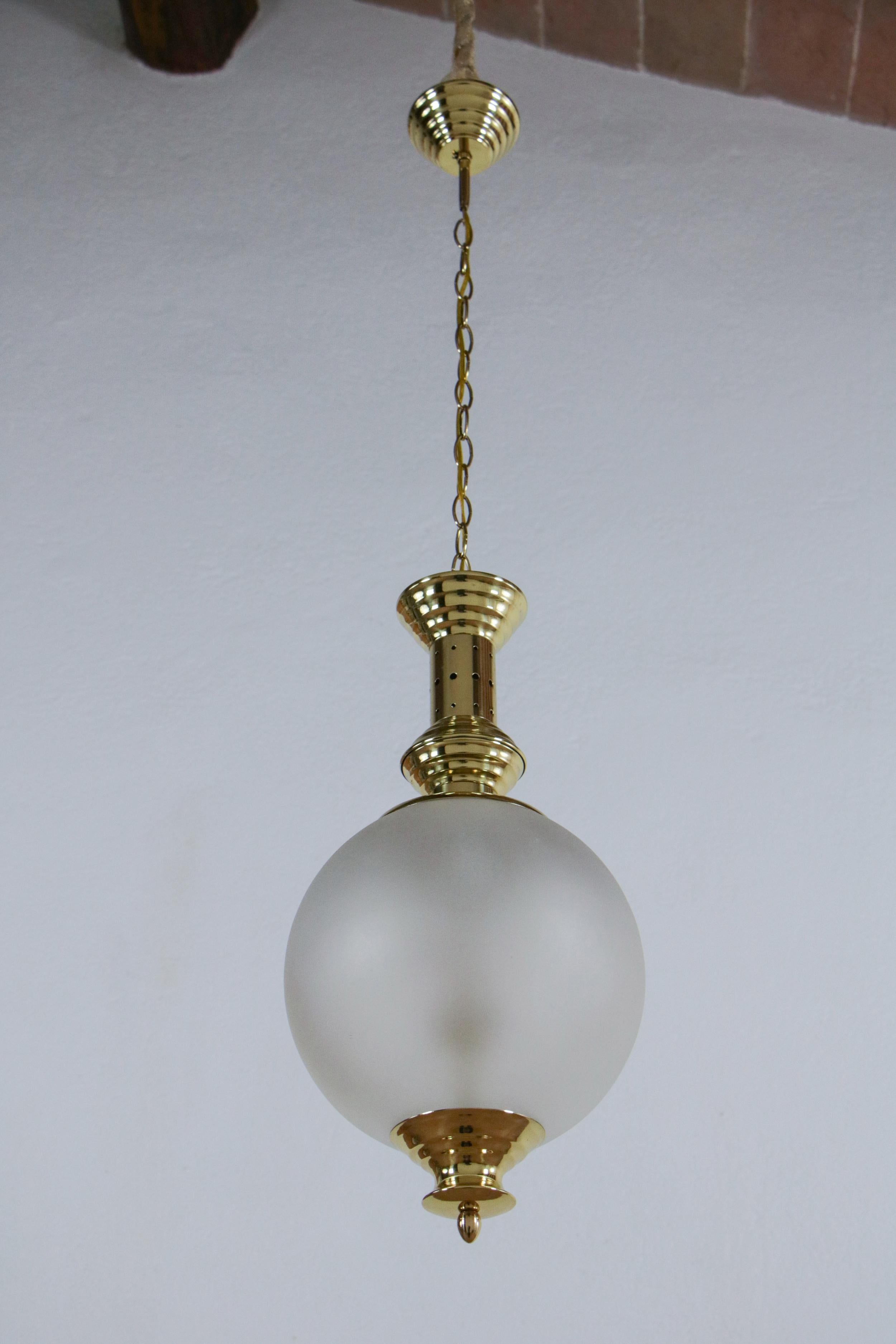 Italian Mid-Century Pendant Lamp, Azucena Style, 1960 In Good Condition For Sale In Traversetolo, IT