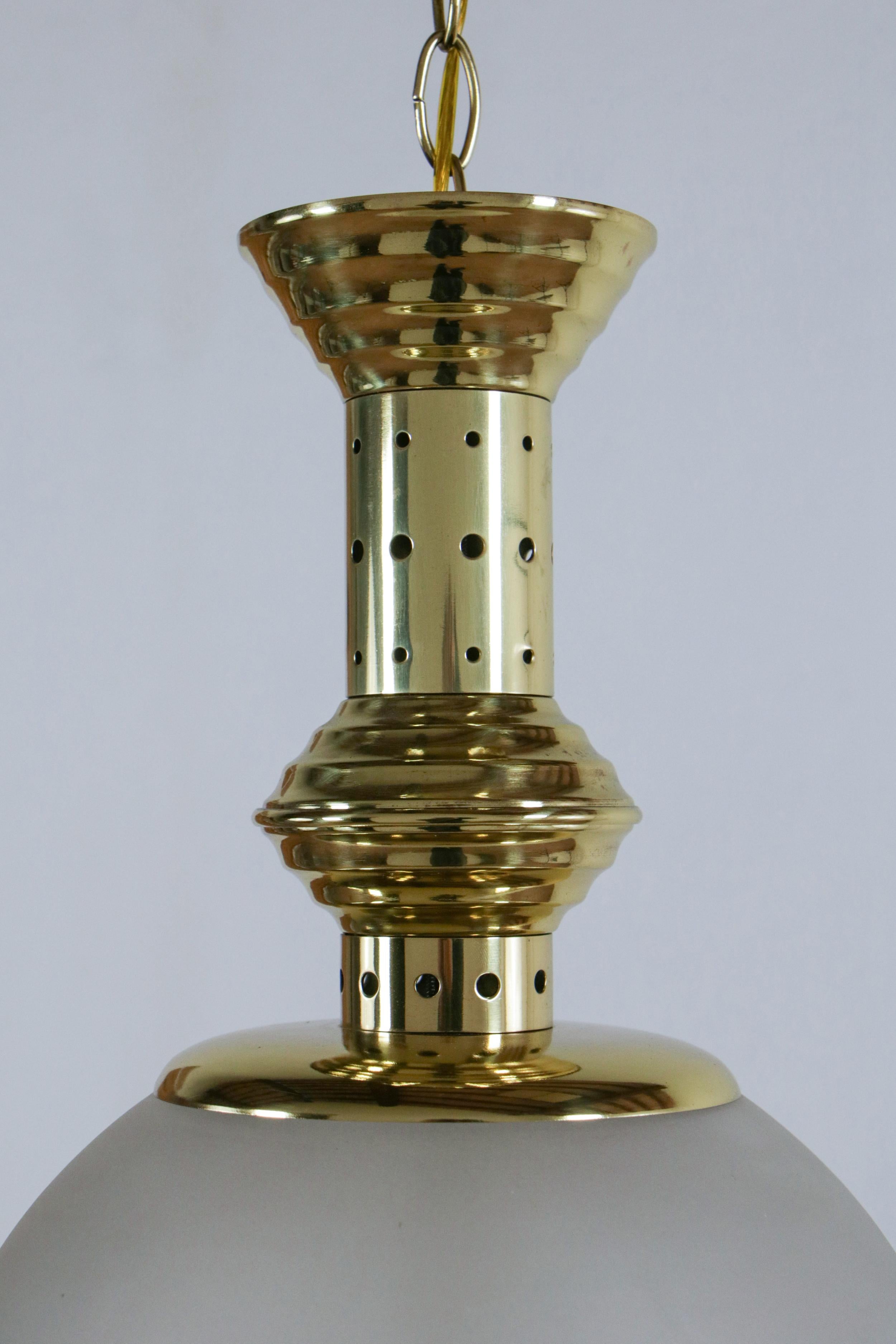 Brass Italian Mid-Century Pendant Lamp, Azucena Style, 1960 For Sale