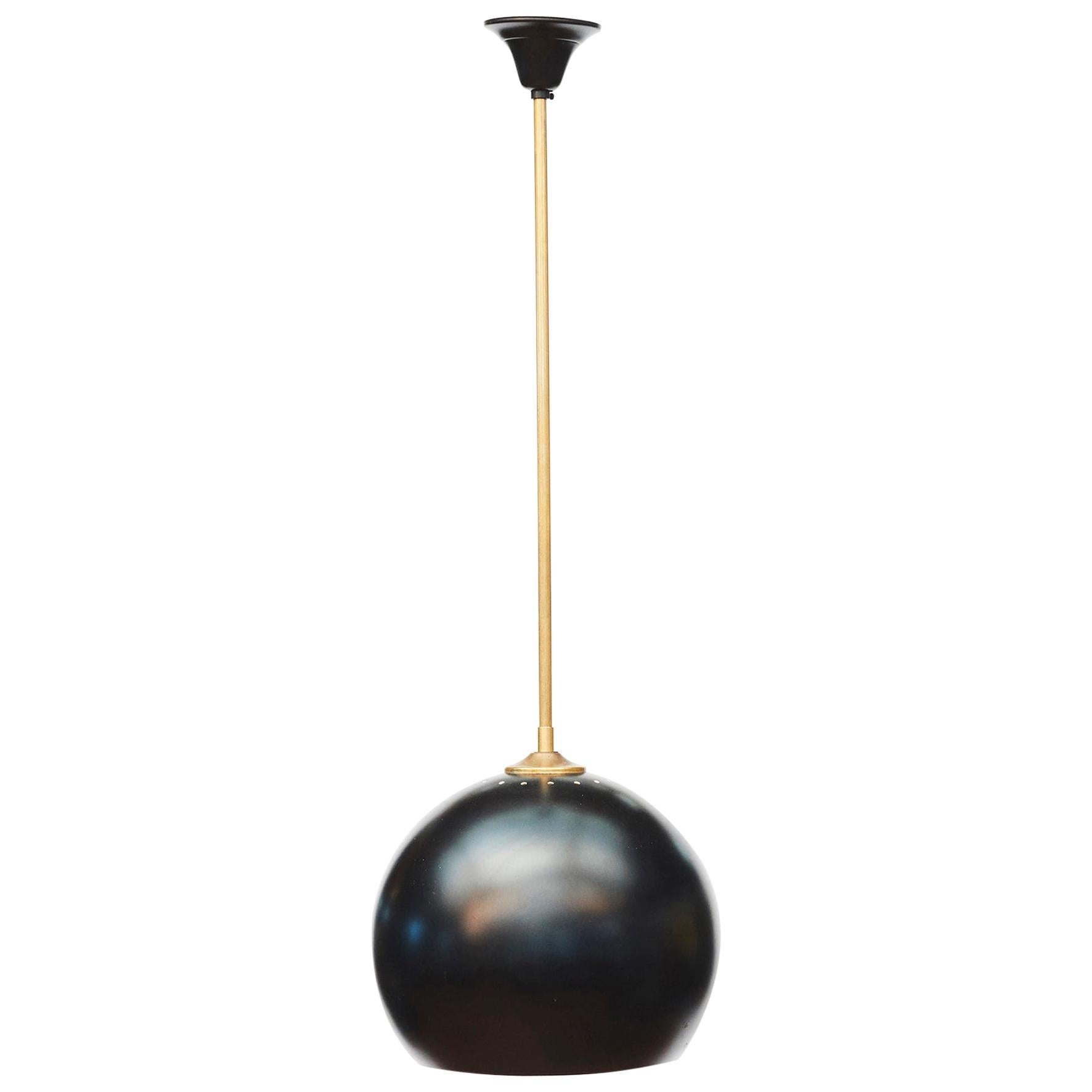 Lampe à suspension italienne du milieu du siècle dernier conçue par Floss en vente