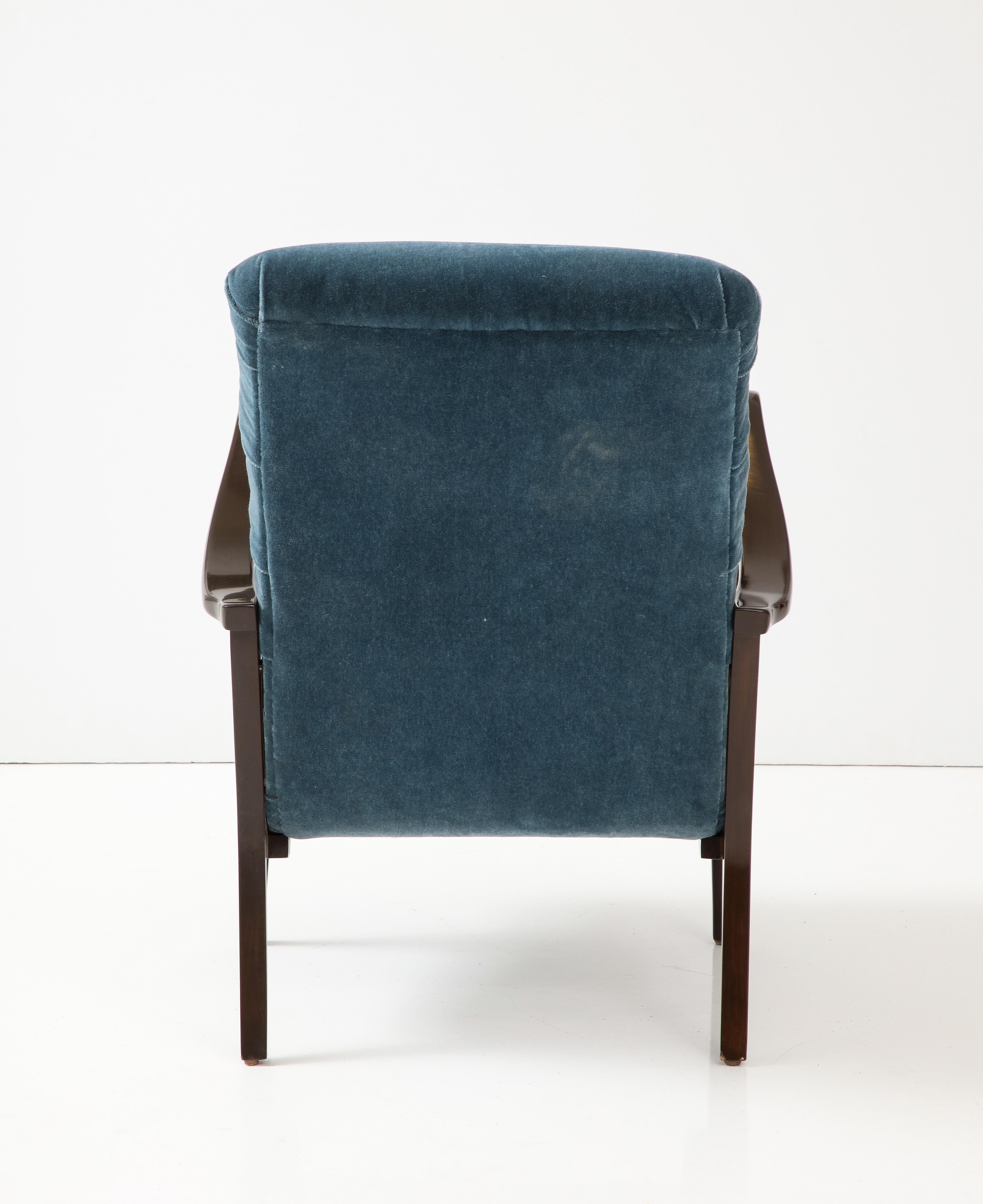 Italian Mid Century Petrol Blue Mohair Lounge Chair, Ezio Longhi For Sale 5
