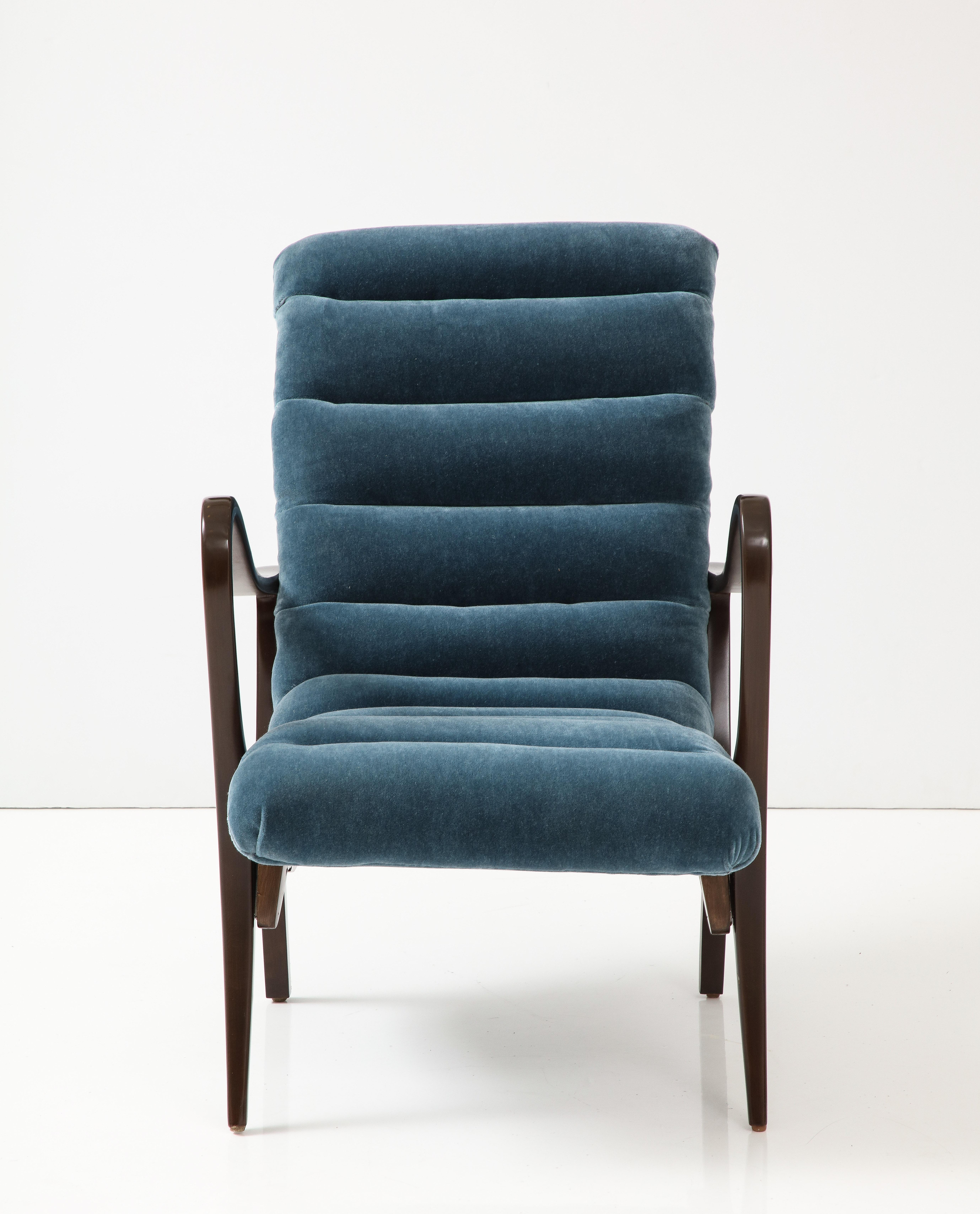Italian Mid Century Petrol Blue Mohair Lounge Chair, Ezio Longhi For Sale 3