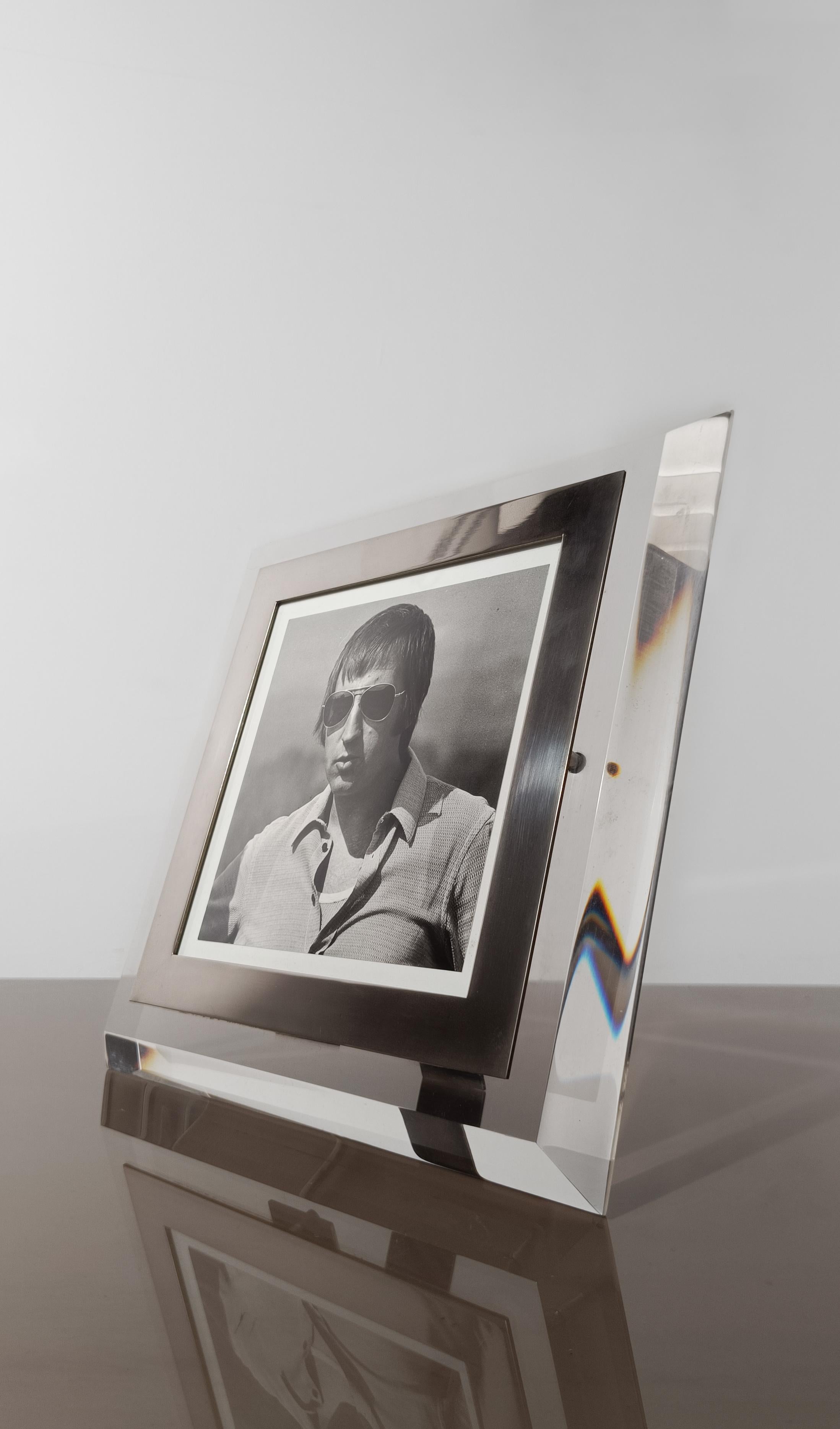 Italienischer Mid-Century-Bilderrahmen aus Lucite / Acrylglas und Chrom, 1970er Jahre (Moderne der Mitte des Jahrhunderts) im Angebot