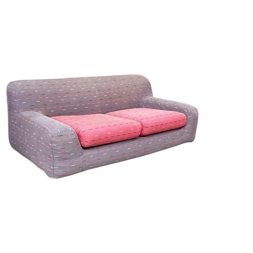 Italian Mid-Century Pink and Grey Fabric Sofa Giubba by Cuneo for Arflex, 1980s For Sale