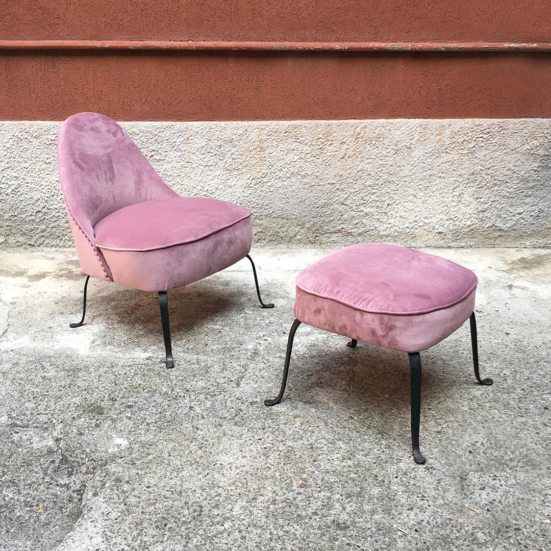 Italian midcentury pink velvet and metal armchair and pouf, 1950s
Armchairs and a pouf from 1950s, with fully padded seat covered with a new pink velvet and with curved metal legs.
Very good condition.
Measures: Armchair 58 x 65 x 75 H cm
Pouf