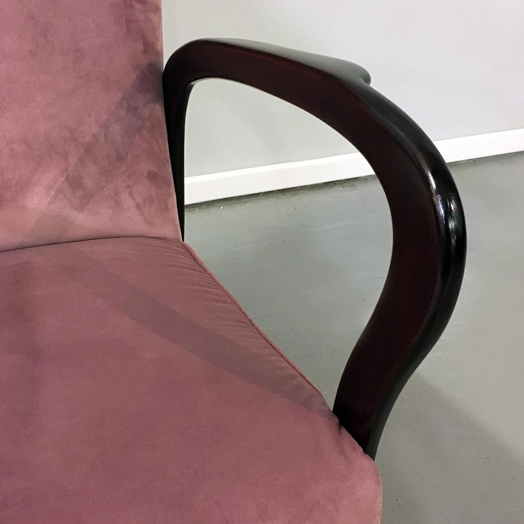 Italian Midcentury Pink Velvet and Wood Armchair with Curved Armrests, 1950s For Sale 3