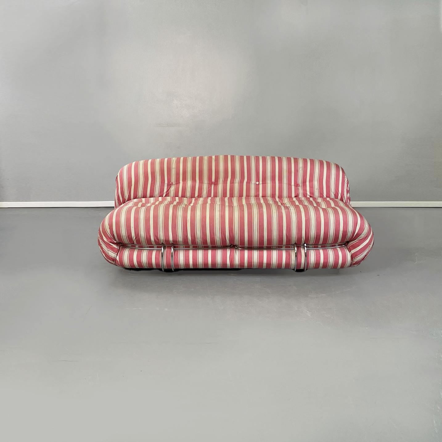 Italian mid-century Pink and white fabric and steel Soriana sofa by Afra and Tobia Scarpa for Cassina, 1970s
Soriana sofa with padding contained by elements in chromed steel rod and upholstery in pink and white striped fabric.
Produced by Cassina in