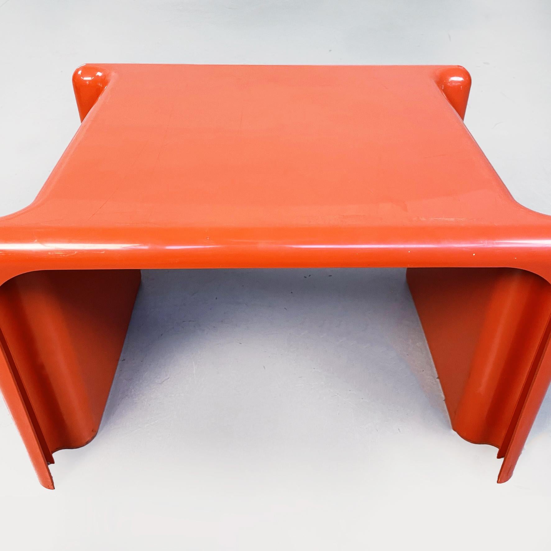 Italian Mid-Century Plastic Scagno Coffee Tables by Stoppino Elco Scorze, 1970s For Sale 13