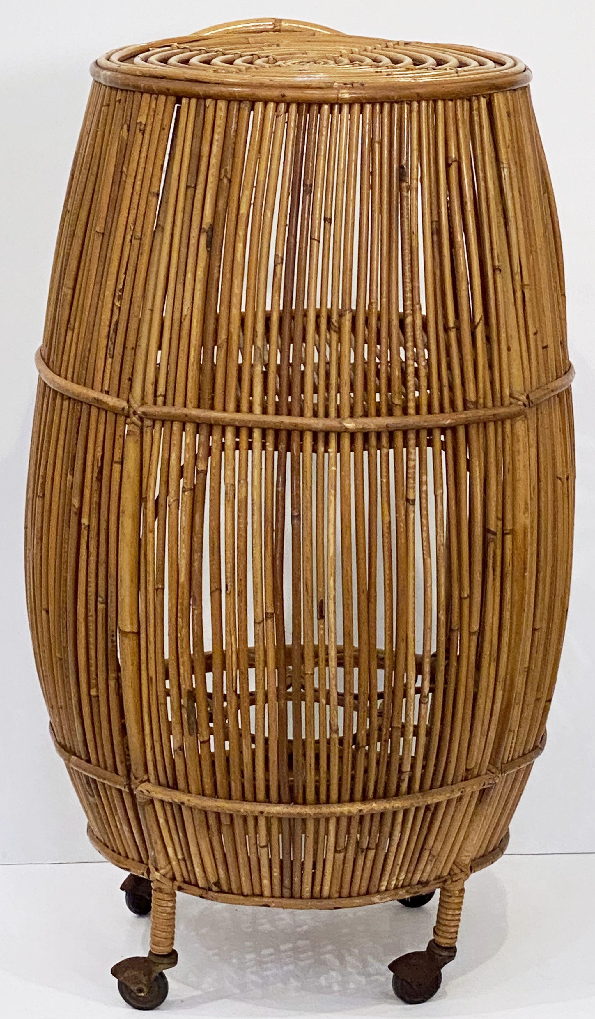 Italian Mid-Century Rattan and Bamboo Barrel-Shaped Bar Cart For Sale 14