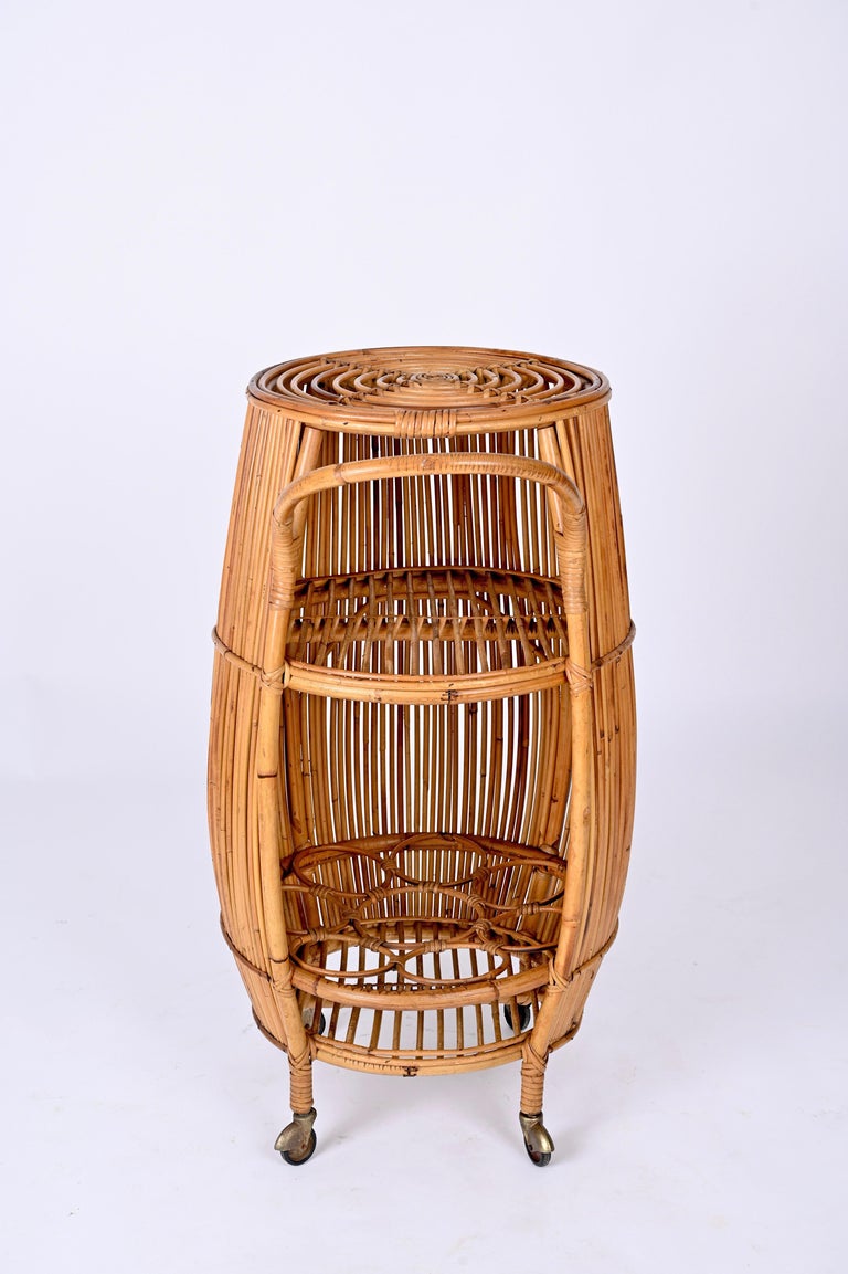 Italian Mid-Century Rattan and Bamboo Barrel-Shaped Bar Cart, Italy, 1960s For Sale 5