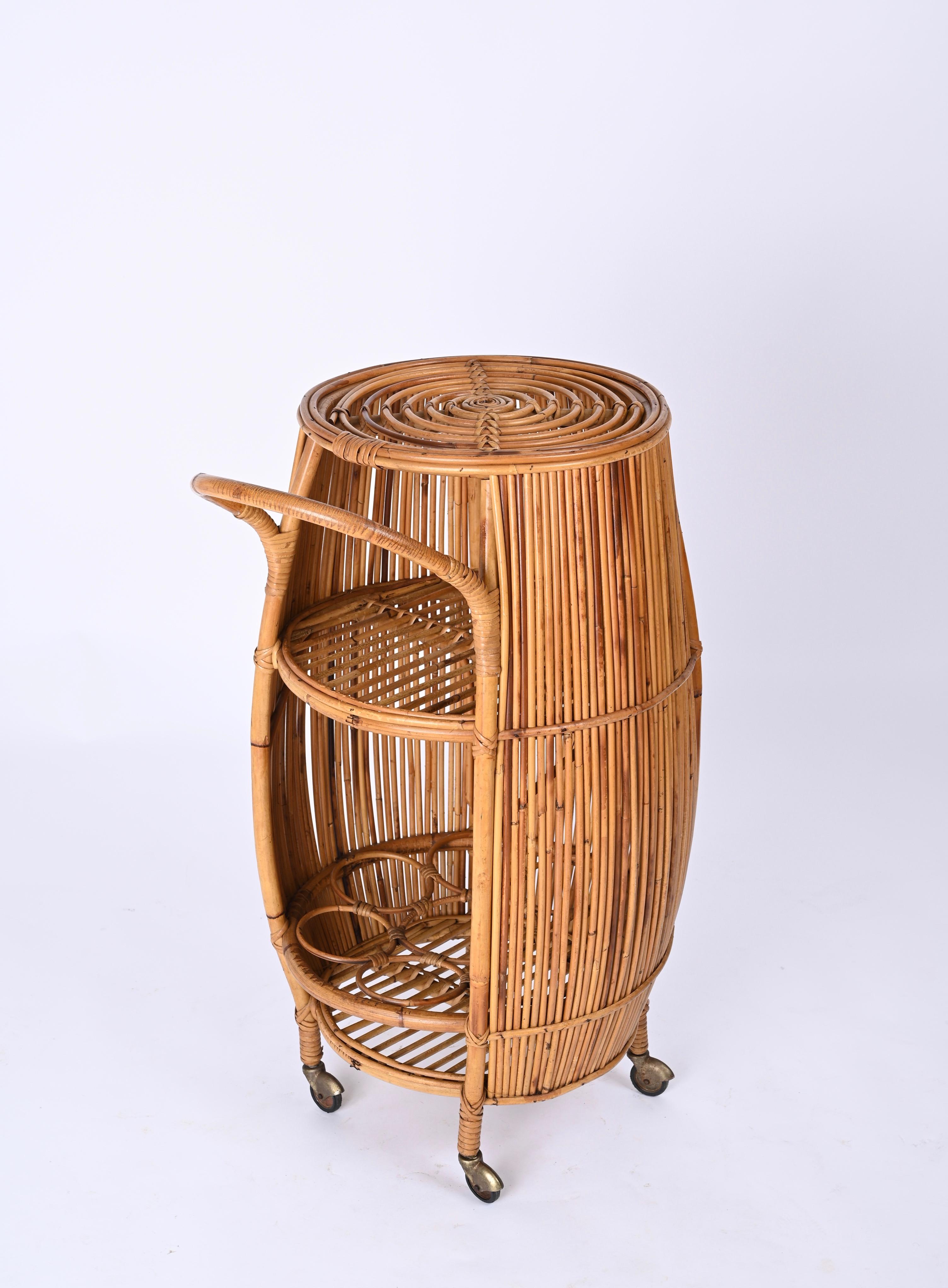 Italian Mid-Century Rattan and Bamboo Barrel-Shaped Bar Cart, Italy, 1960s For Sale 9
