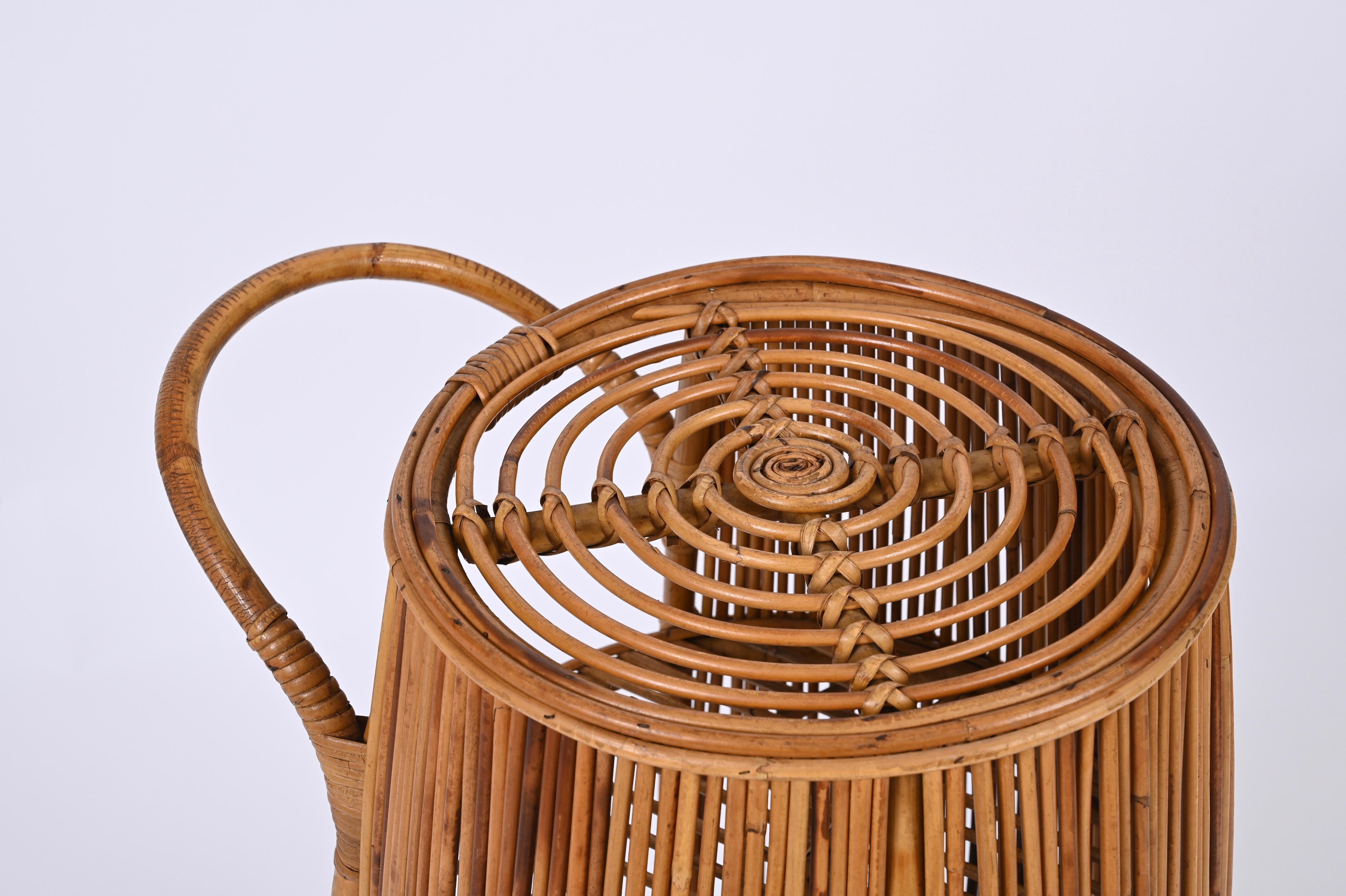 Italian Mid-Century Rattan and Bamboo Barrel-Shaped Bar Cart, Italy, 1960s For Sale 1