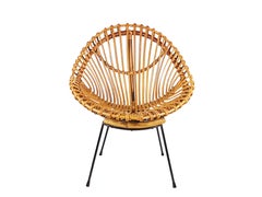 Italienischer Sessel aus Rattan und schwarzem Metall aus der Mitte des Jahrhunderts