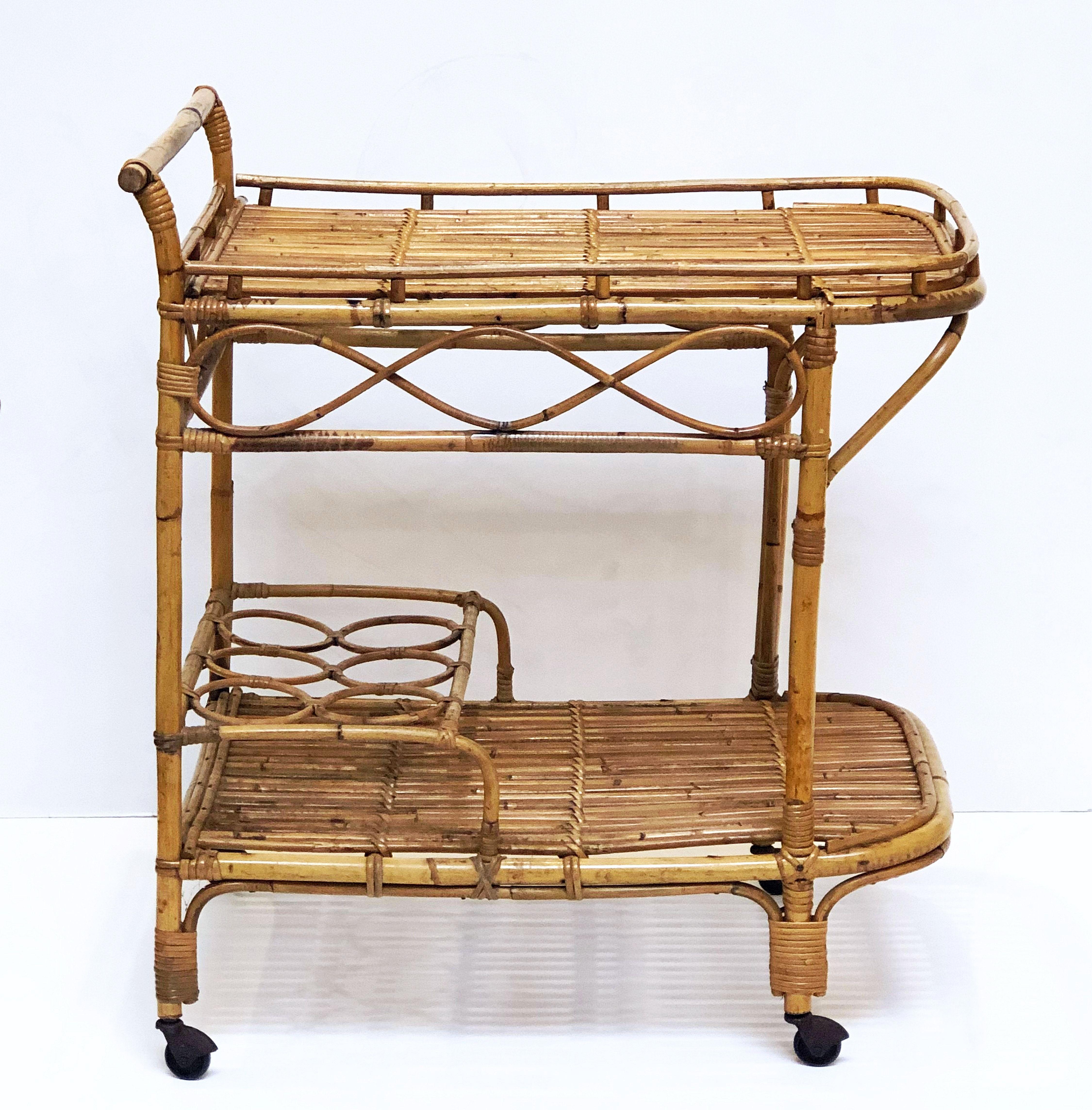 20th Century Italian Midcentury Rattan Cane and Bamboo Drinks Cart For Sale