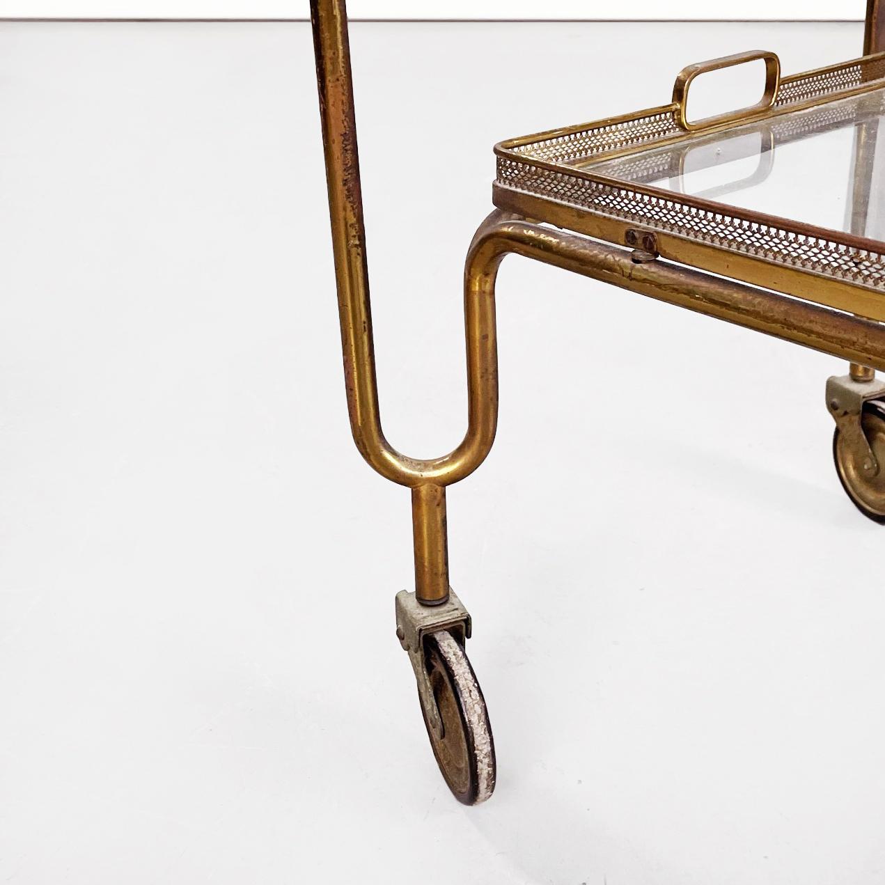 Italian Mid-Century Rectangular Bar Cart in Brass and Glass, 1950s 5