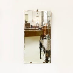 Miroir mural rectangulaire italien du milieu du siècle en bois et laiton bruni, années 1960