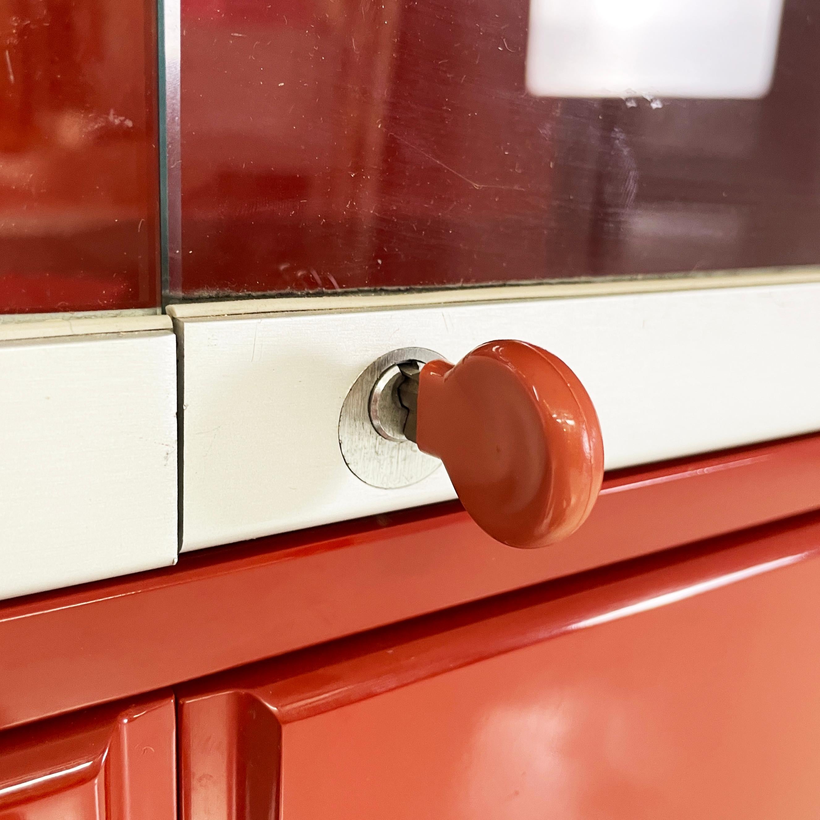 Italian mid-century red Bookcase Olinto by Kazuhide Takahama for Gavina, 1960s 5
