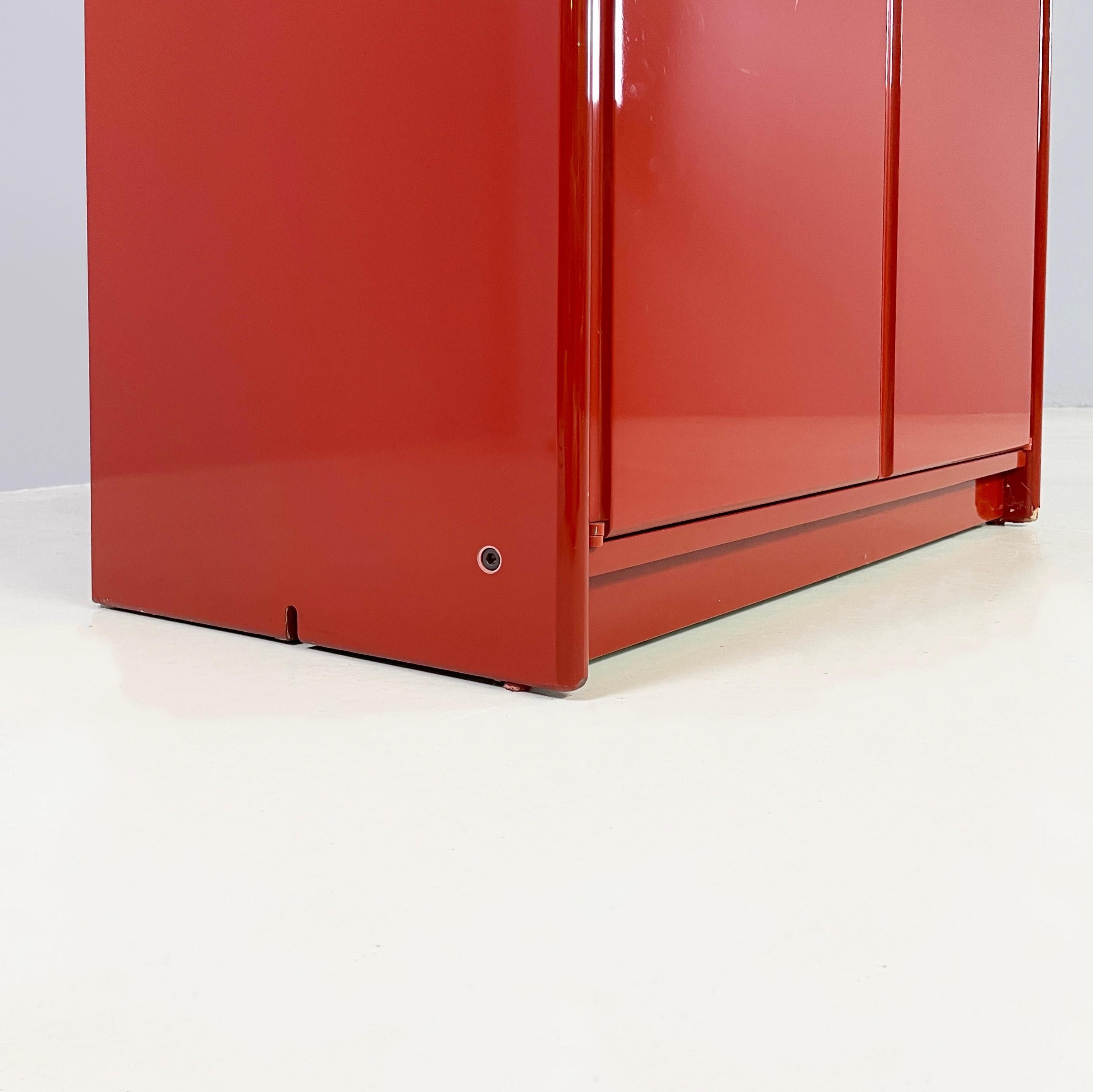 Italian mid-century red Bookcase Olinto by Kazuhide Takahama for Gavina, 1960s 10