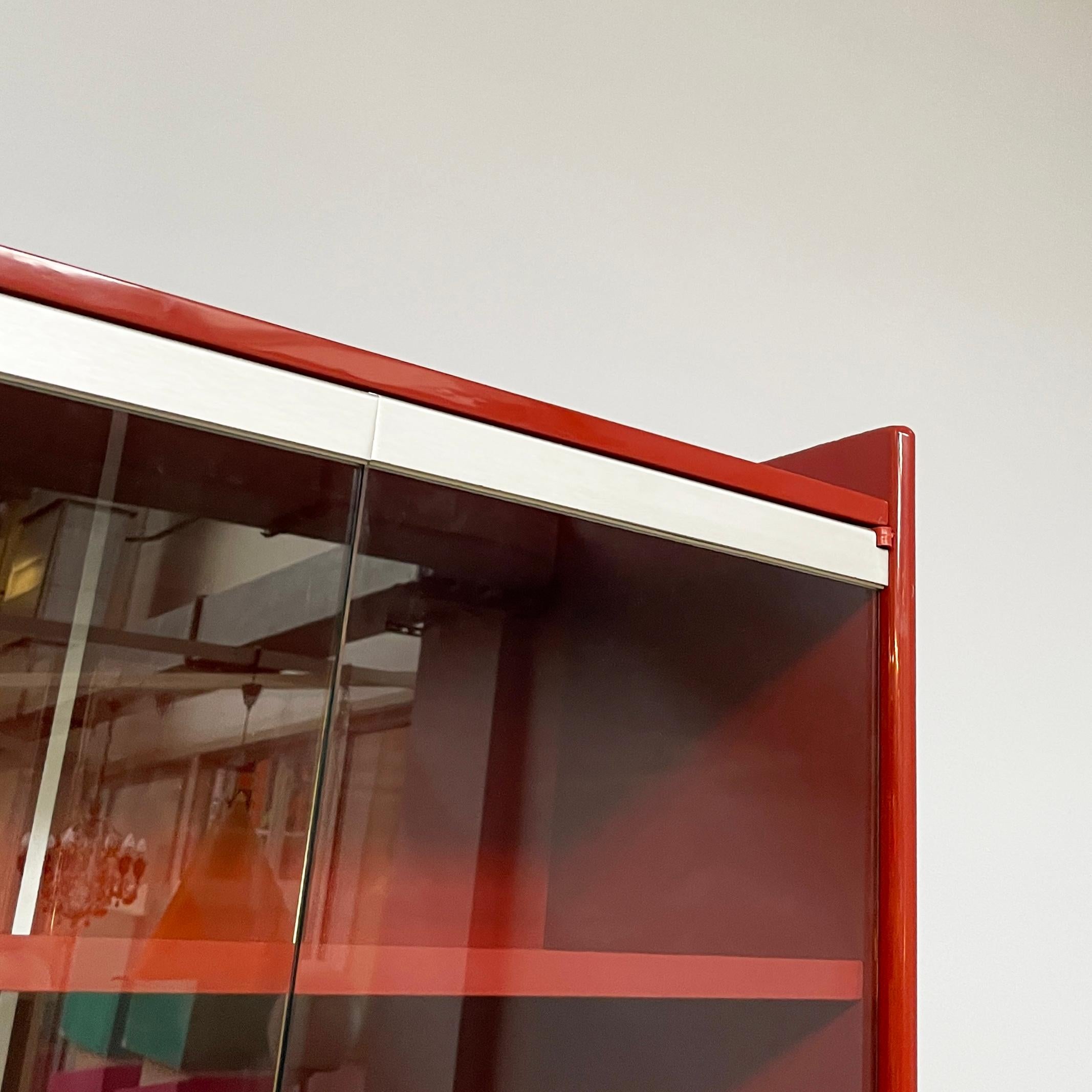 Italian mid-century red Bookcase Olinto by Kazuhide Takahama for Gavina, 1960s 2