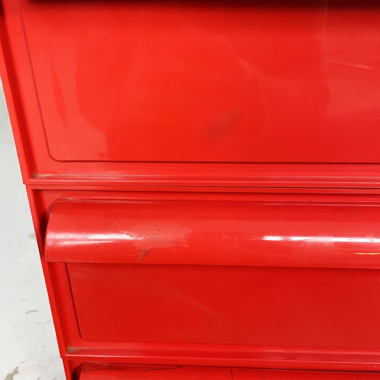 Italian Mid-Century Red Chest of Drawers Mod.4602 by Fussell for Kartell, 1970s For Sale 4