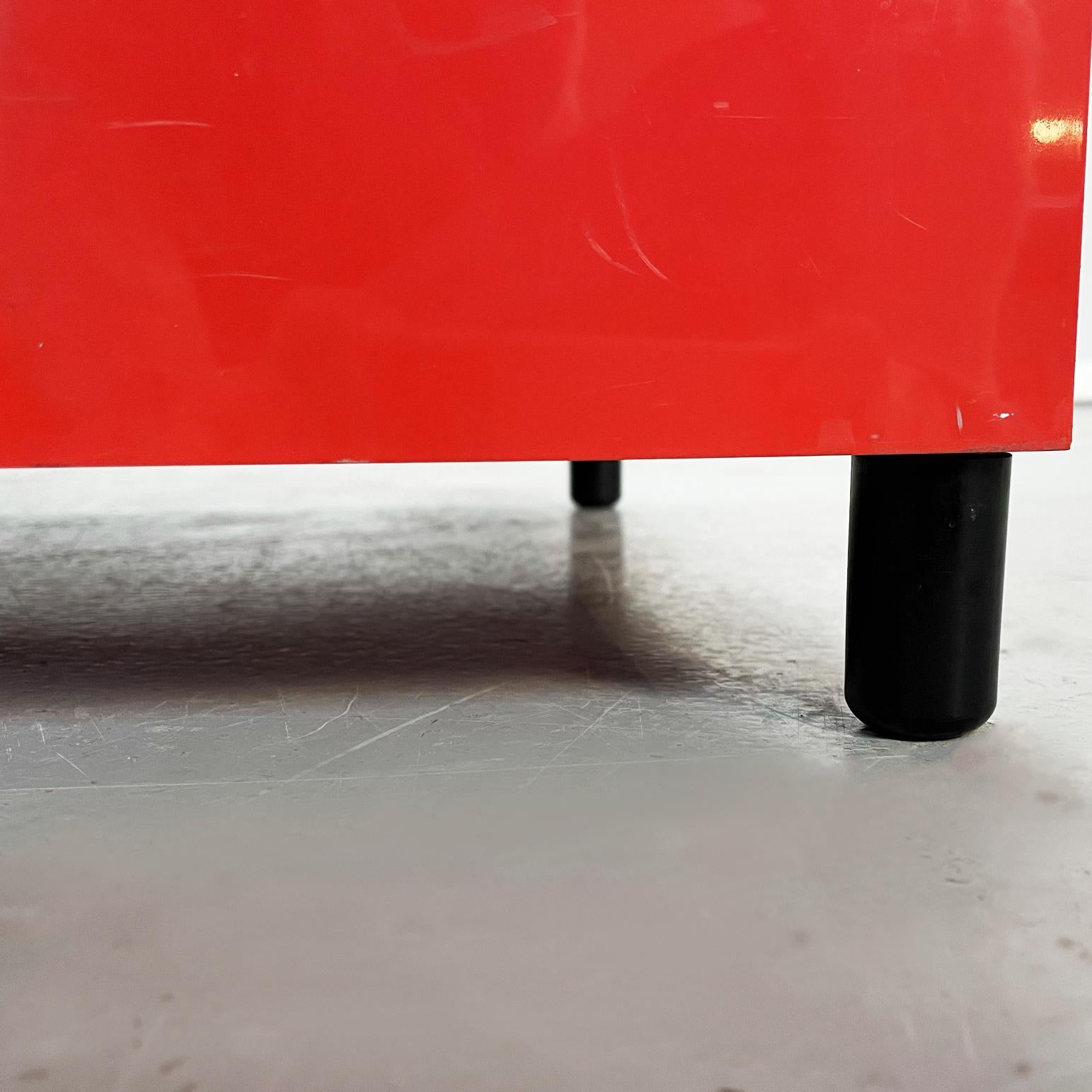 Italian Mid-Century Red Chest of Drawers Mod.4602 by Fussell for Kartell, 1970s 5
