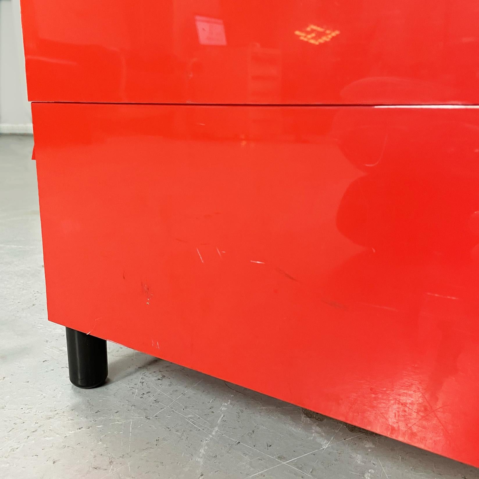 Italian Mid-Century Red Chest of Drawers Mod.4602 by Fussell for Kartell, 1970s 6