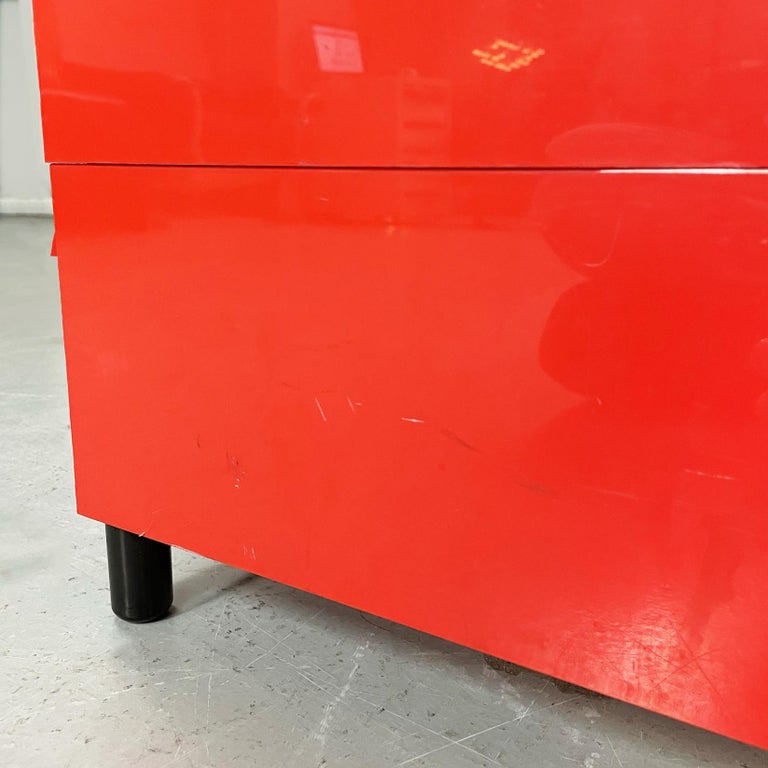 Italian Mid-Century Red Chest of Drawers Mod.4602 by Fussell for Kartell, 1970s For Sale 6