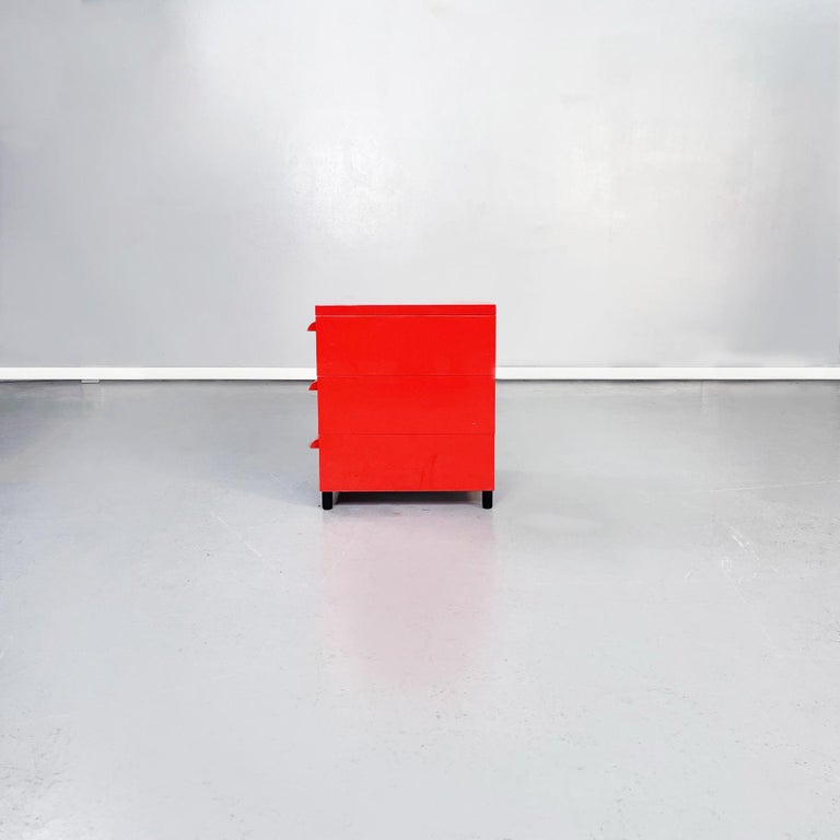 Mid-Century Modern Italian Mid-Century Red Chest of Drawers Mod.4602 by Fussell for Kartell, 1970s For Sale