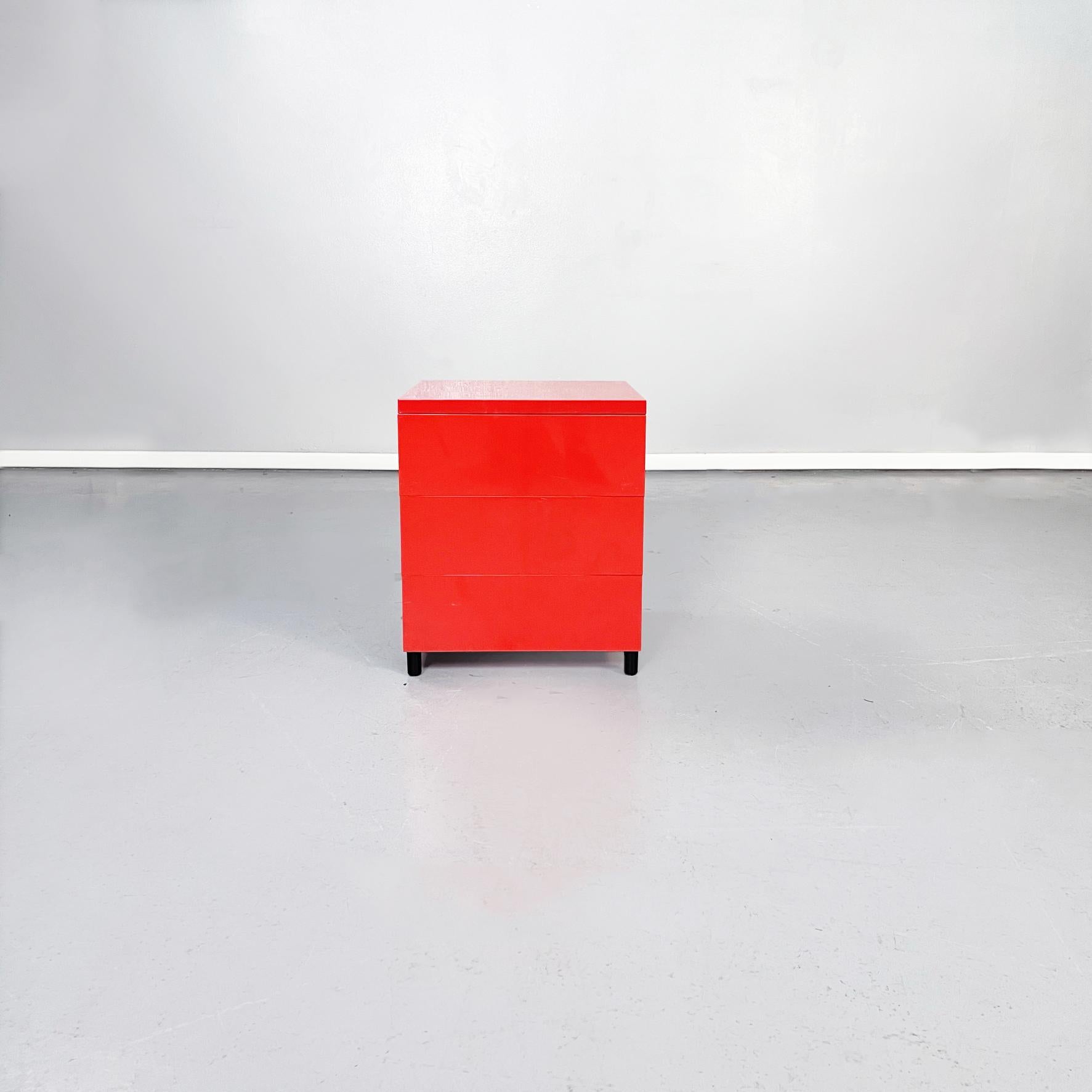 Italian Mid-Century Red Chest of Drawers Mod.4602 by Fussell for Kartell, 1970s In Good Condition In MIlano, IT