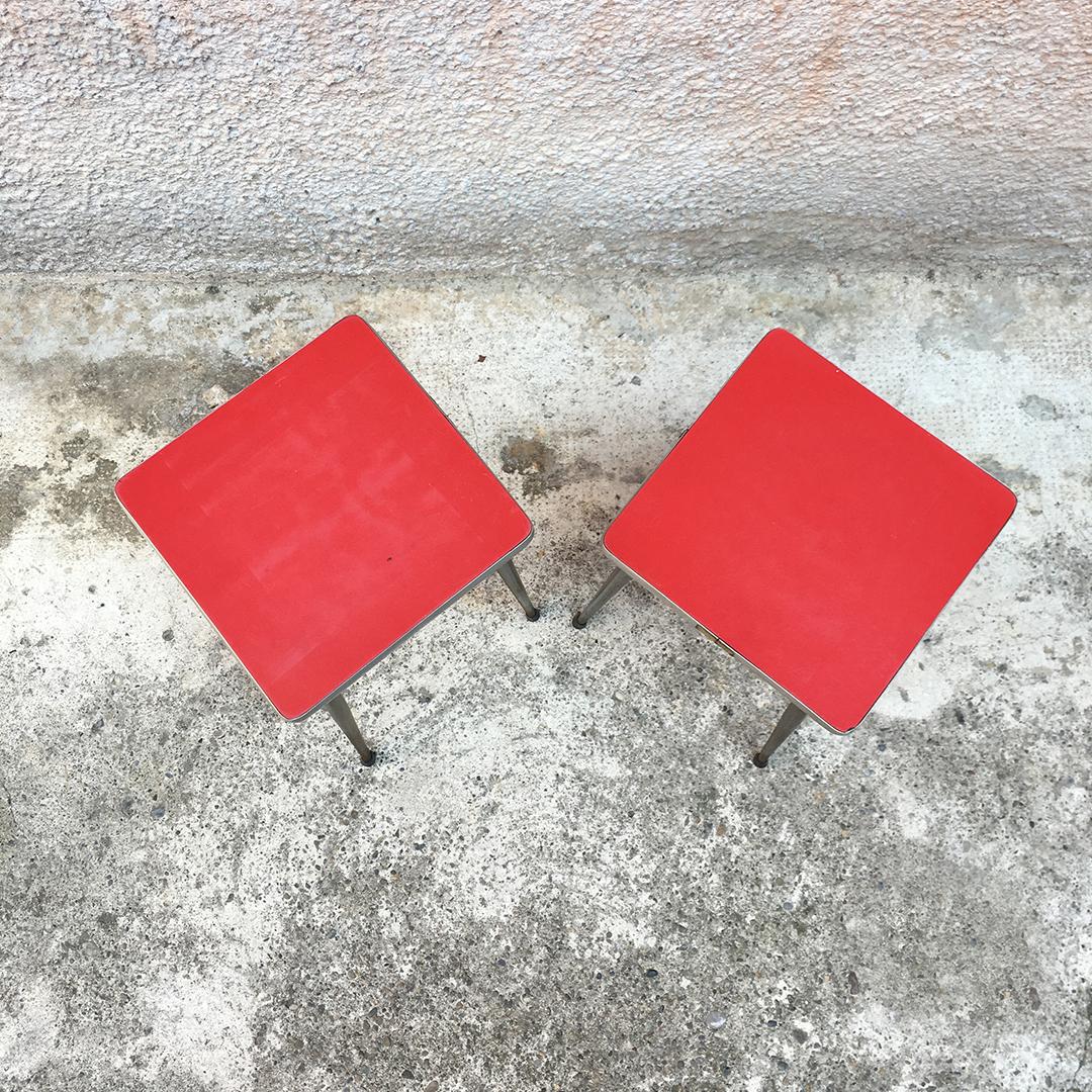 Italian Midcentury Red Laminate Stools with a Squared Seat, 1950s In Good Condition In MIlano, IT
