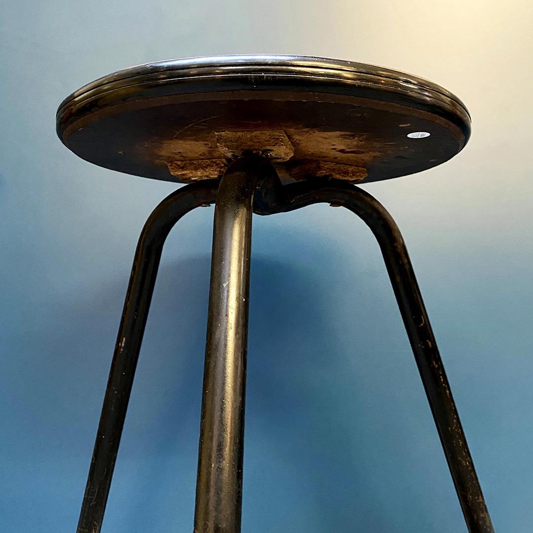 Italian Midcentury Red Laminated and Metal Stool, 1950s 2