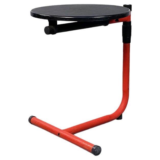 Italian Mid-Century Red Metal and Black Plastic Coffee Table by Magis, 1980s For Sale