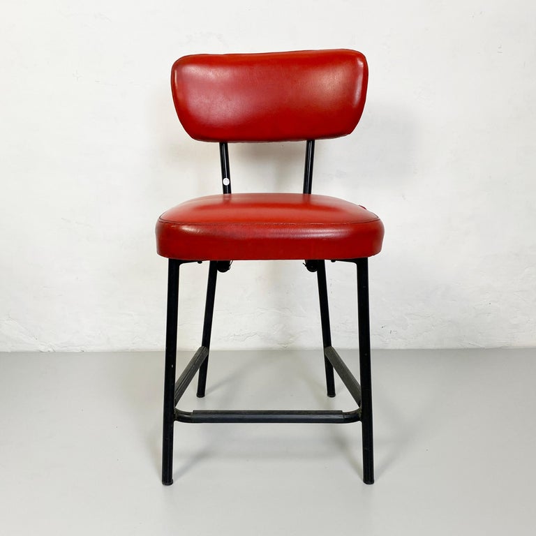 Italian Mid-Century Red Sky and Metal Chair, 1960s In Fair Condition For Sale In MIlano, IT