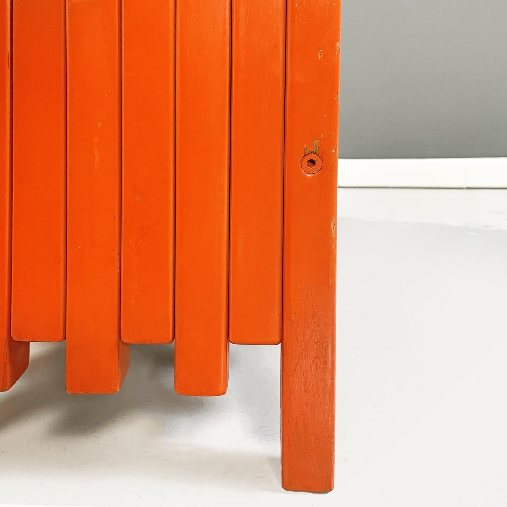 Italian Mid-Century Red Wooden Umbrella Stand by Sottsass for Poltronova, 1960s 7
