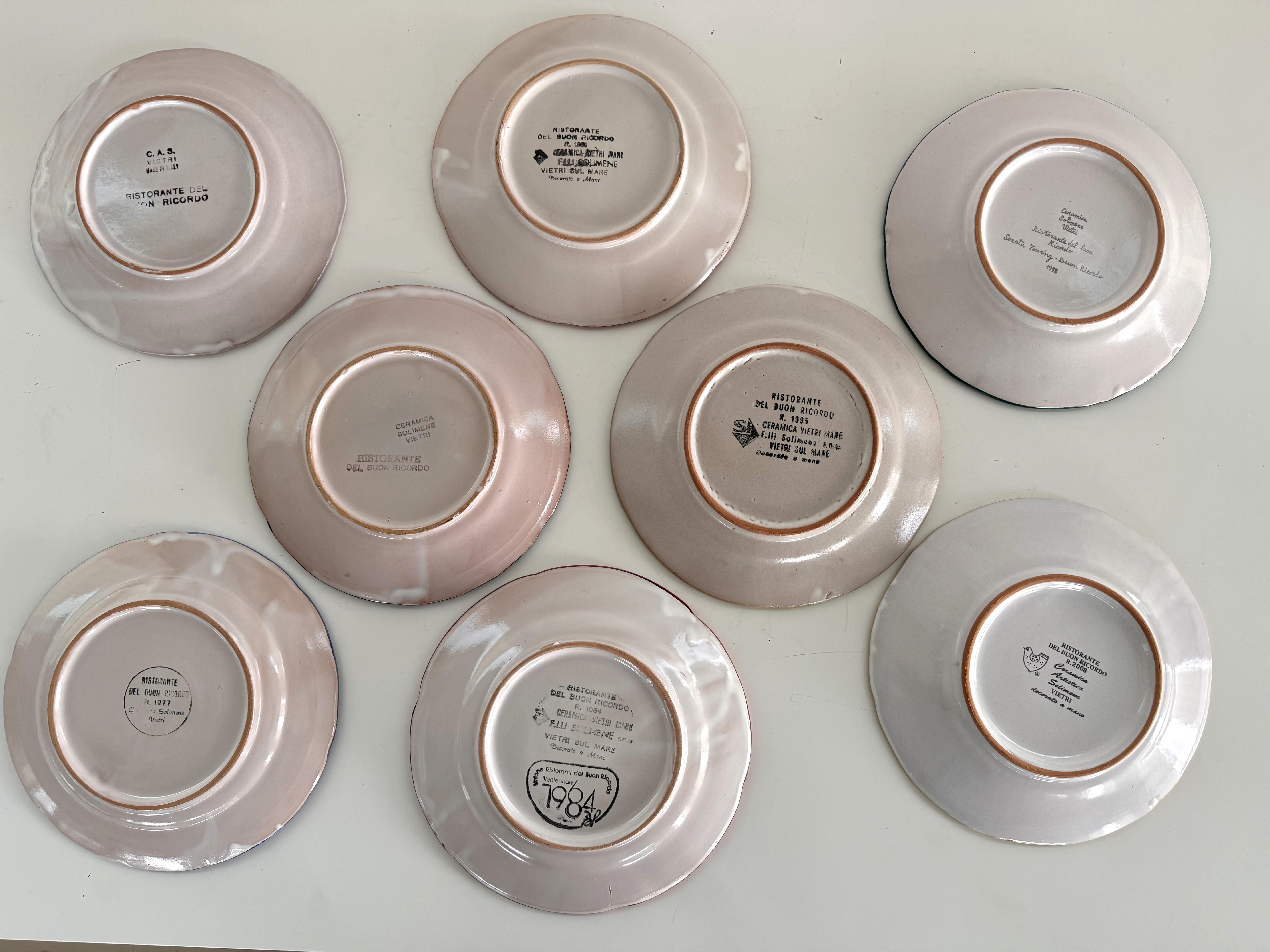 Mid-Century Modern Assiettes à dîner italiennes en céramique du milieu du siècle dernier, lot de 8 en vente