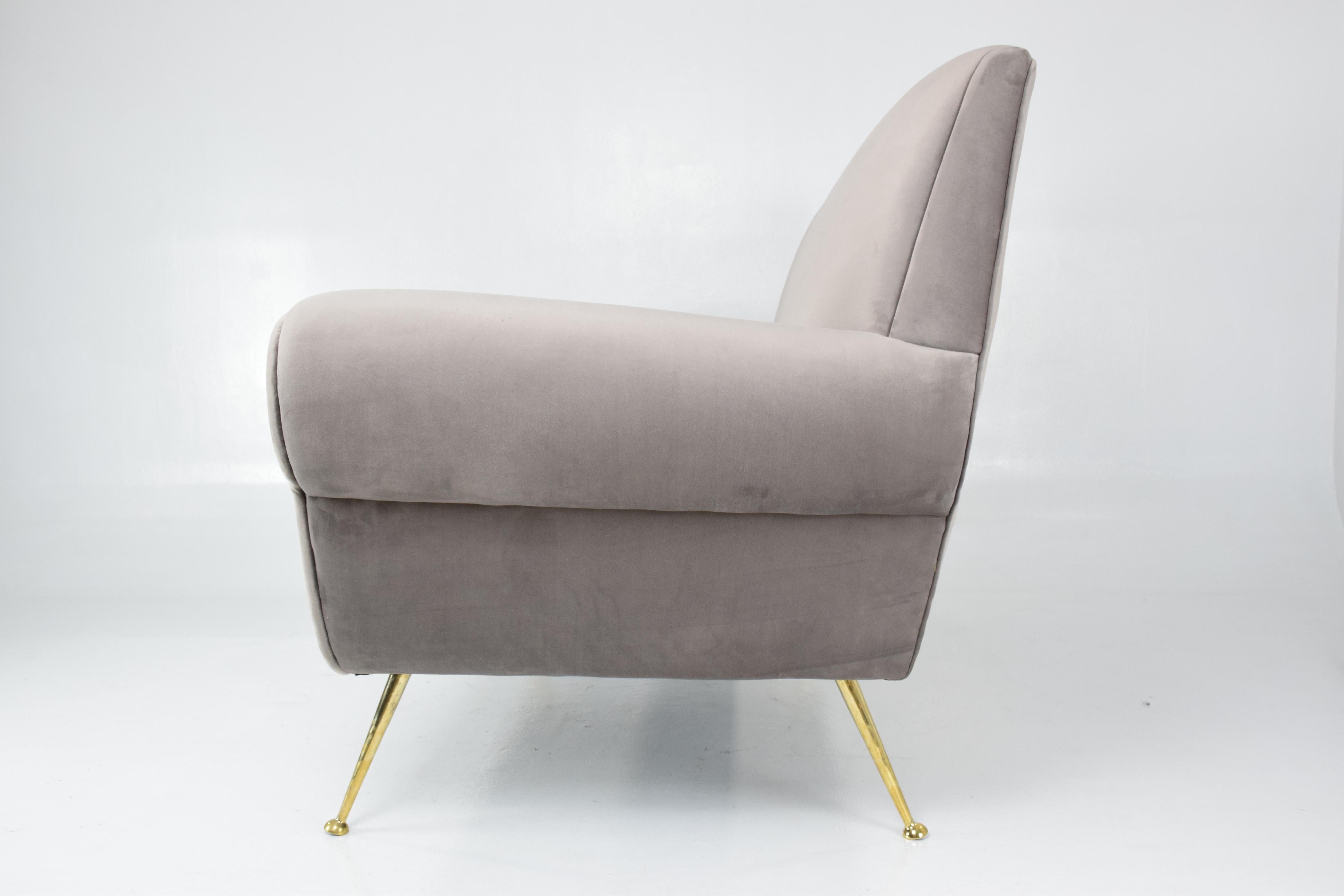 Italian Midcentury Restored Velvet Sofa by Gigi Radice for Minotti, 1950s 11