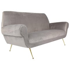 Italian Midcentury Restored Velvet Sofa by Gigi Radice for Minotti, 1950s