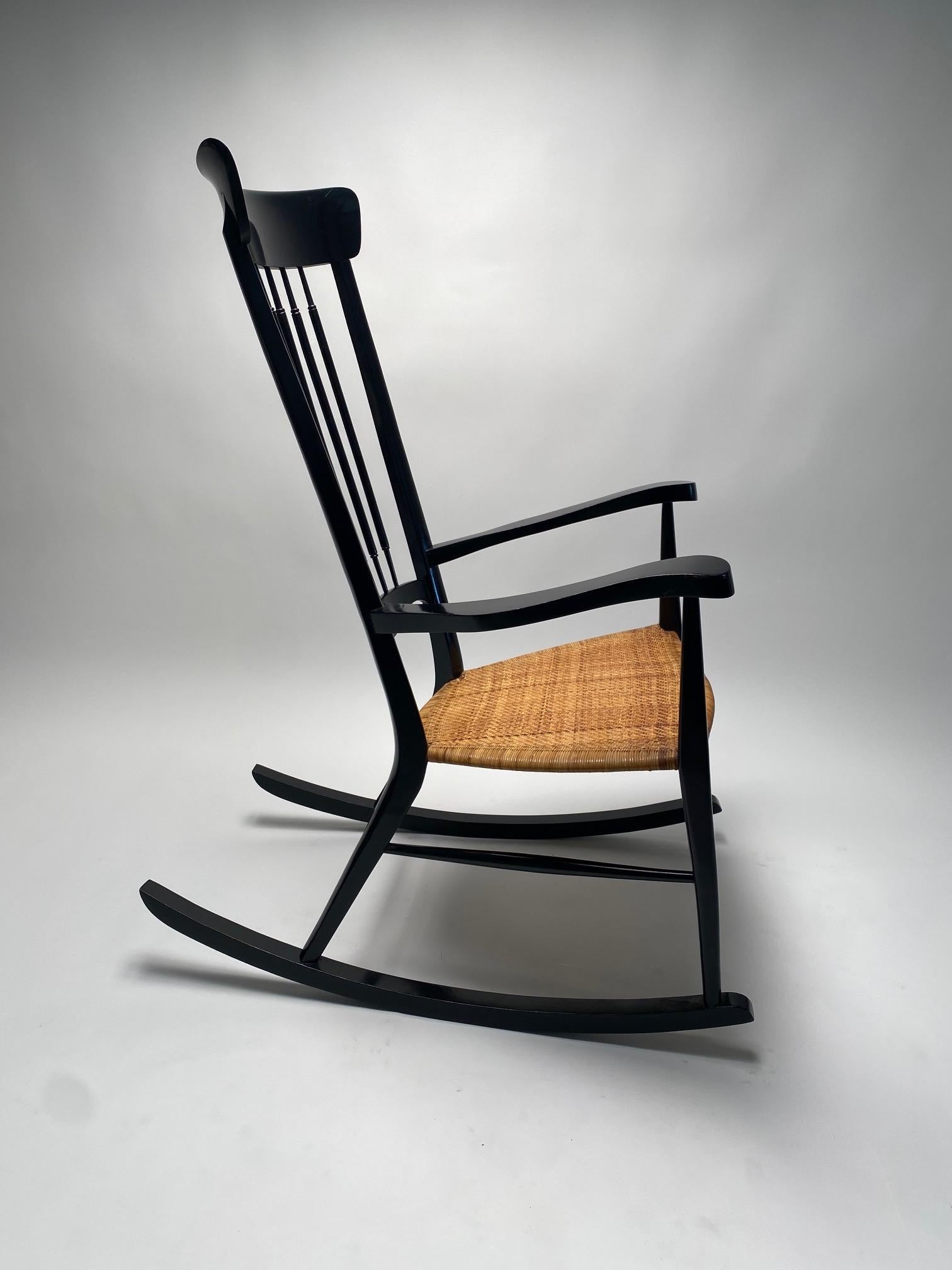Mid-Century Modern Italian Mid-Century Rocking Chair, Black lacquered wood, Paolo Buffa Style 1950s For Sale