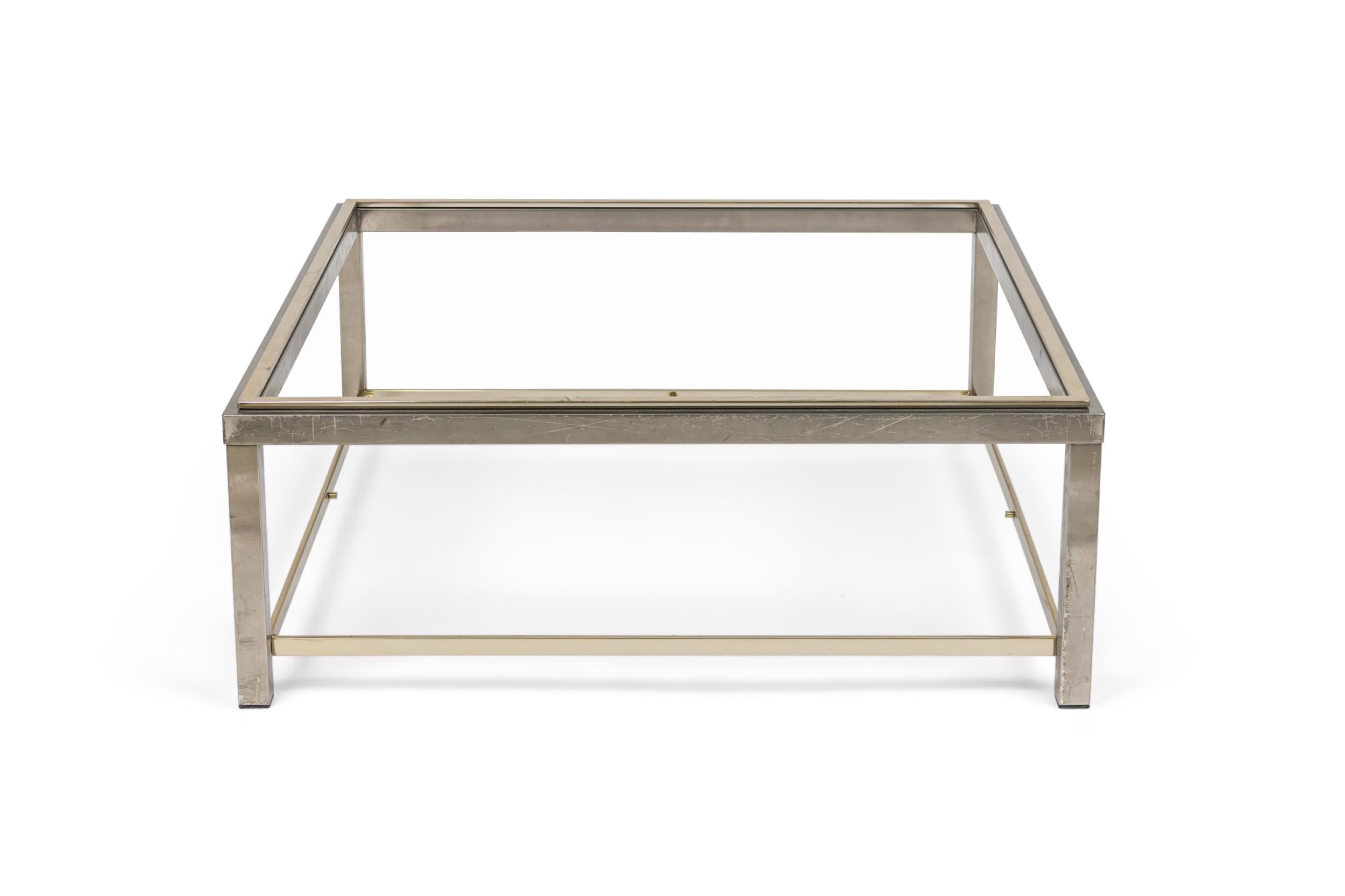 Pie de mesa bajo italiano de mediados de siglo Romeo Rega de latón y acero Latón en venta