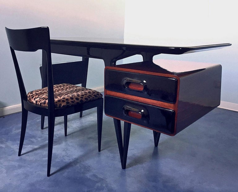 Italian MidCentury Rosewood Writing Desk by Silvio Cavatorta, 1950s at