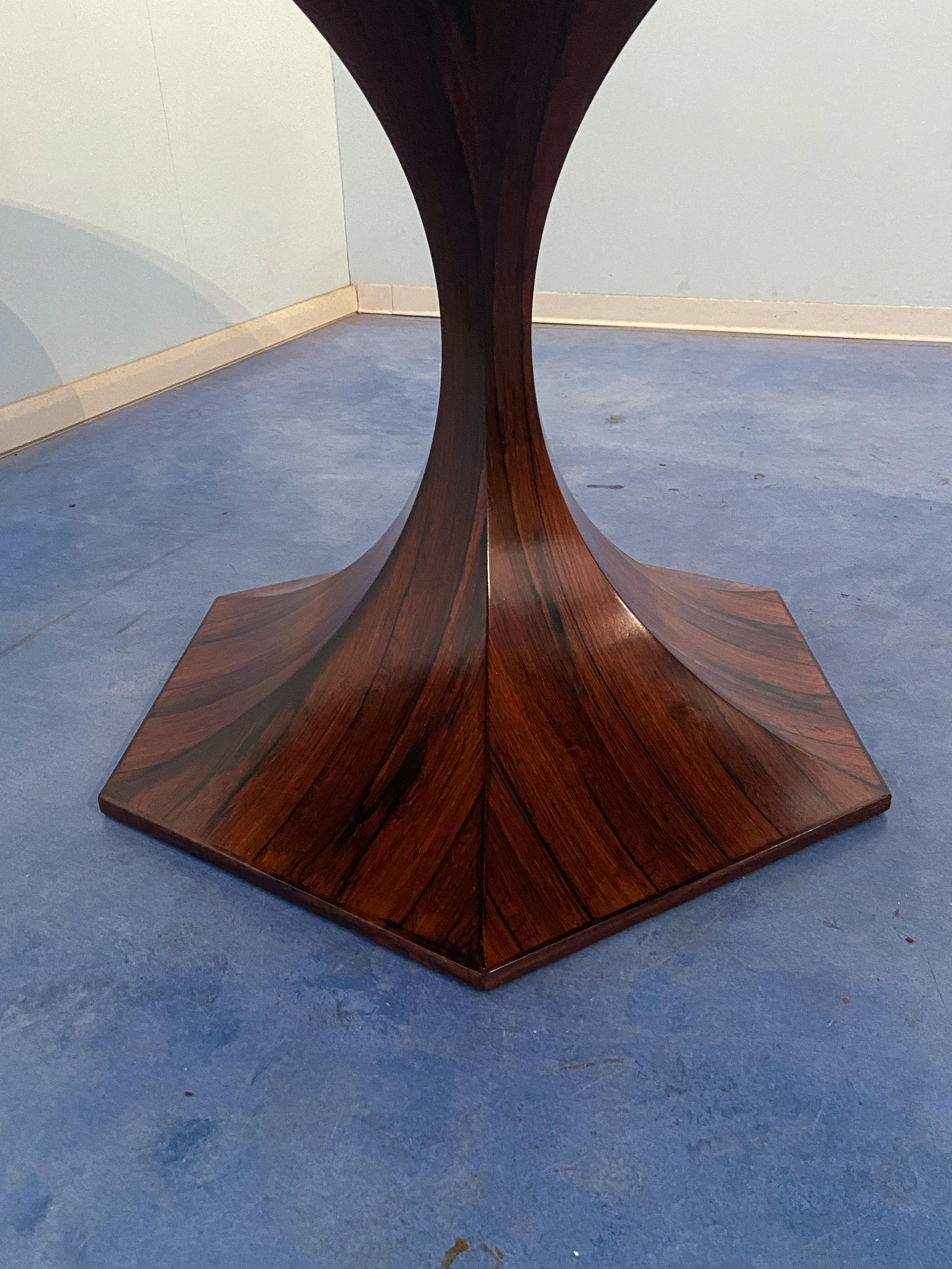 Mid-20th Century Italian Midcentury Circular Dining Table in Mahogany by Giulio Moscatelli, 1964 For Sale